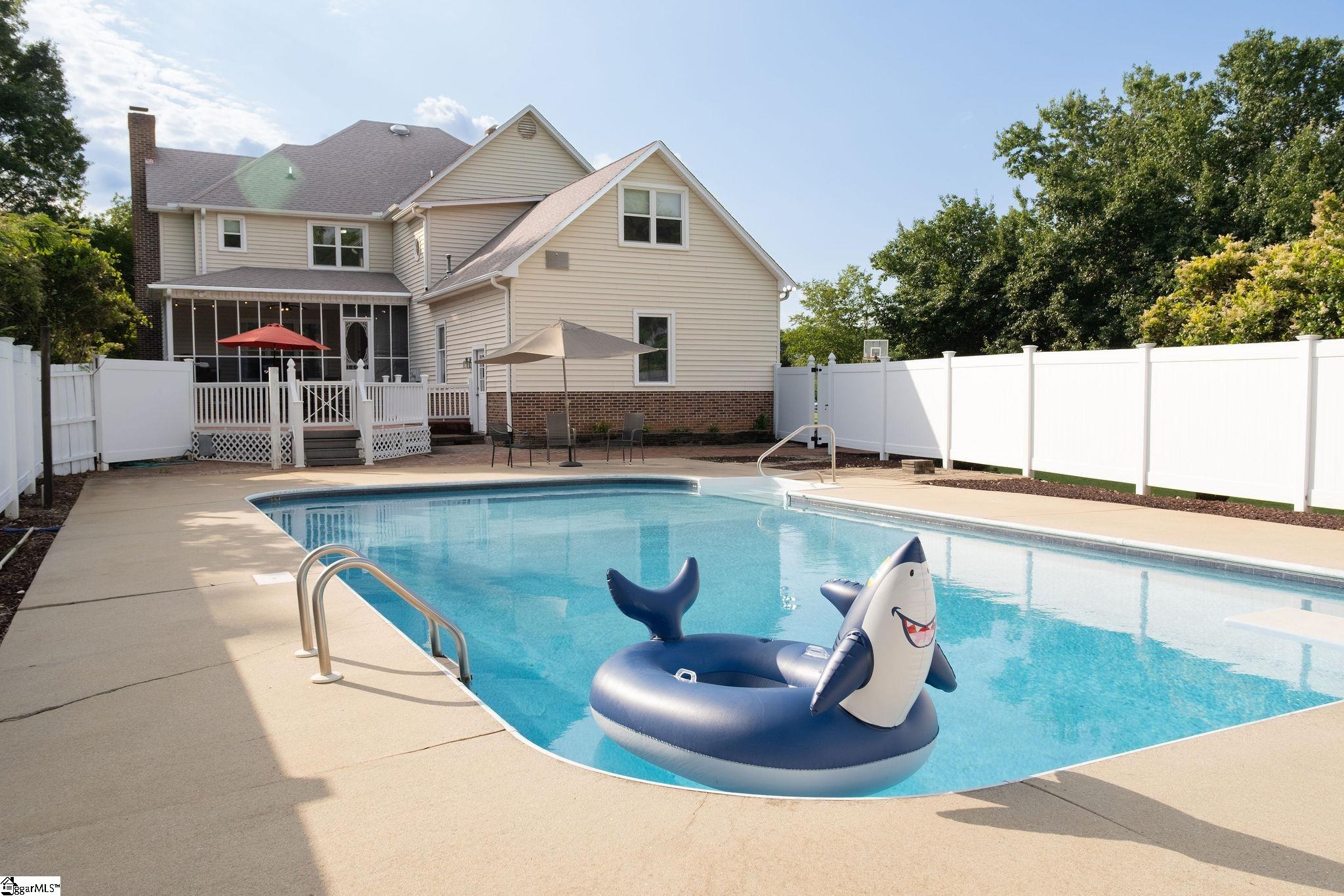 106 Knoll Creek Drive Simpsonville, SC 29680