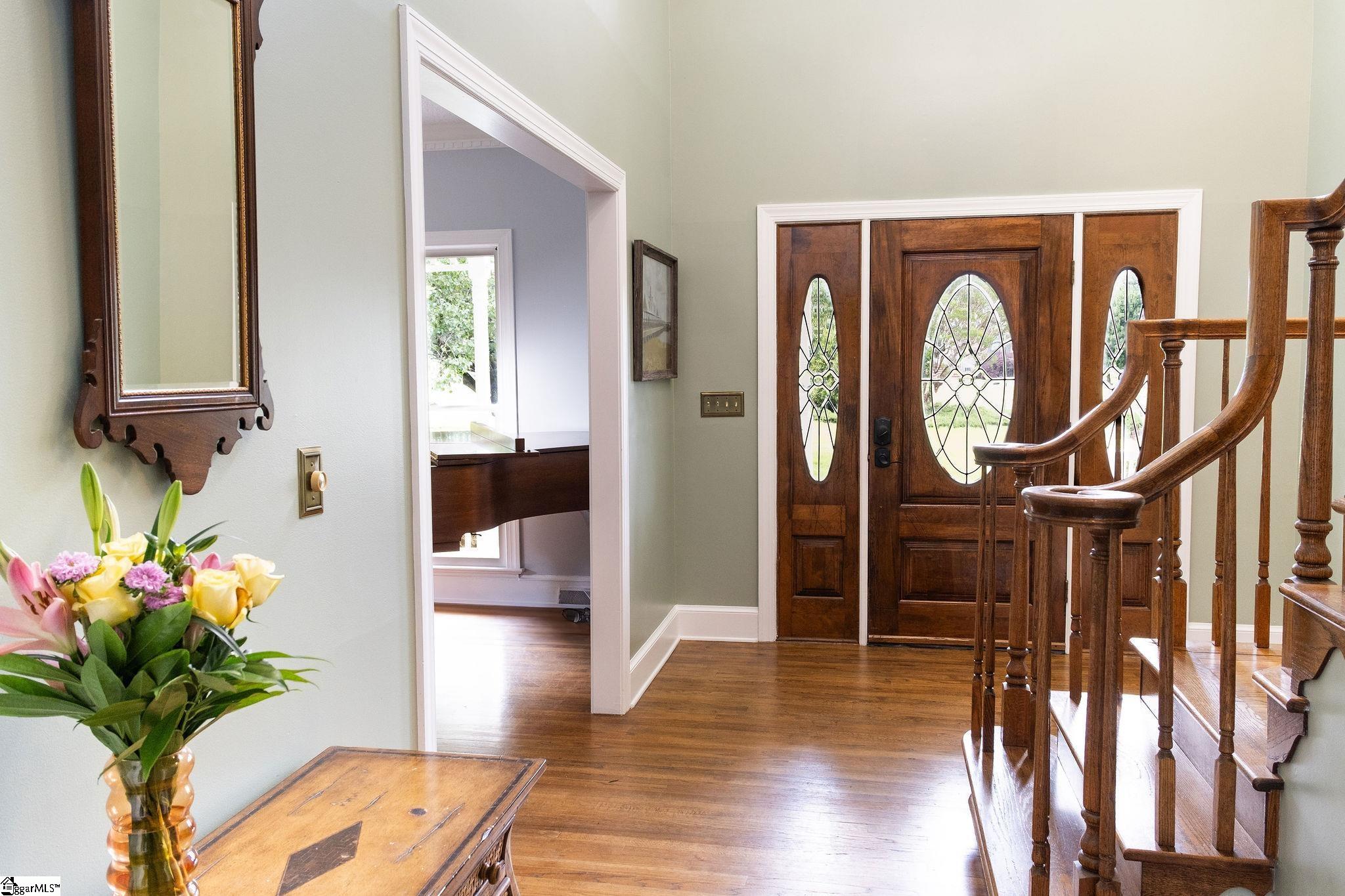 106 Knoll Creek Drive Simpsonville, SC 29680