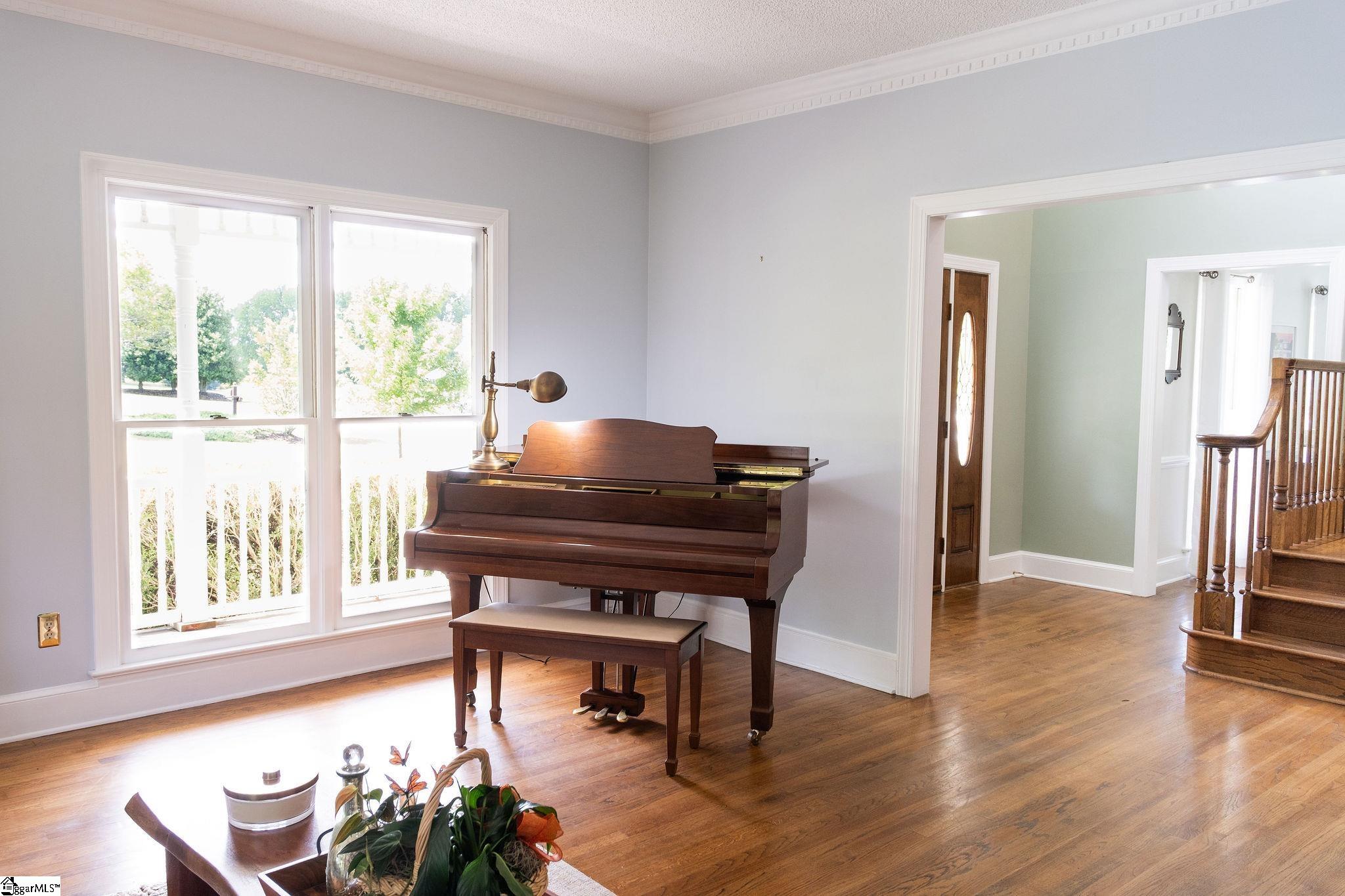 106 Knoll Creek Drive Simpsonville, SC 29680