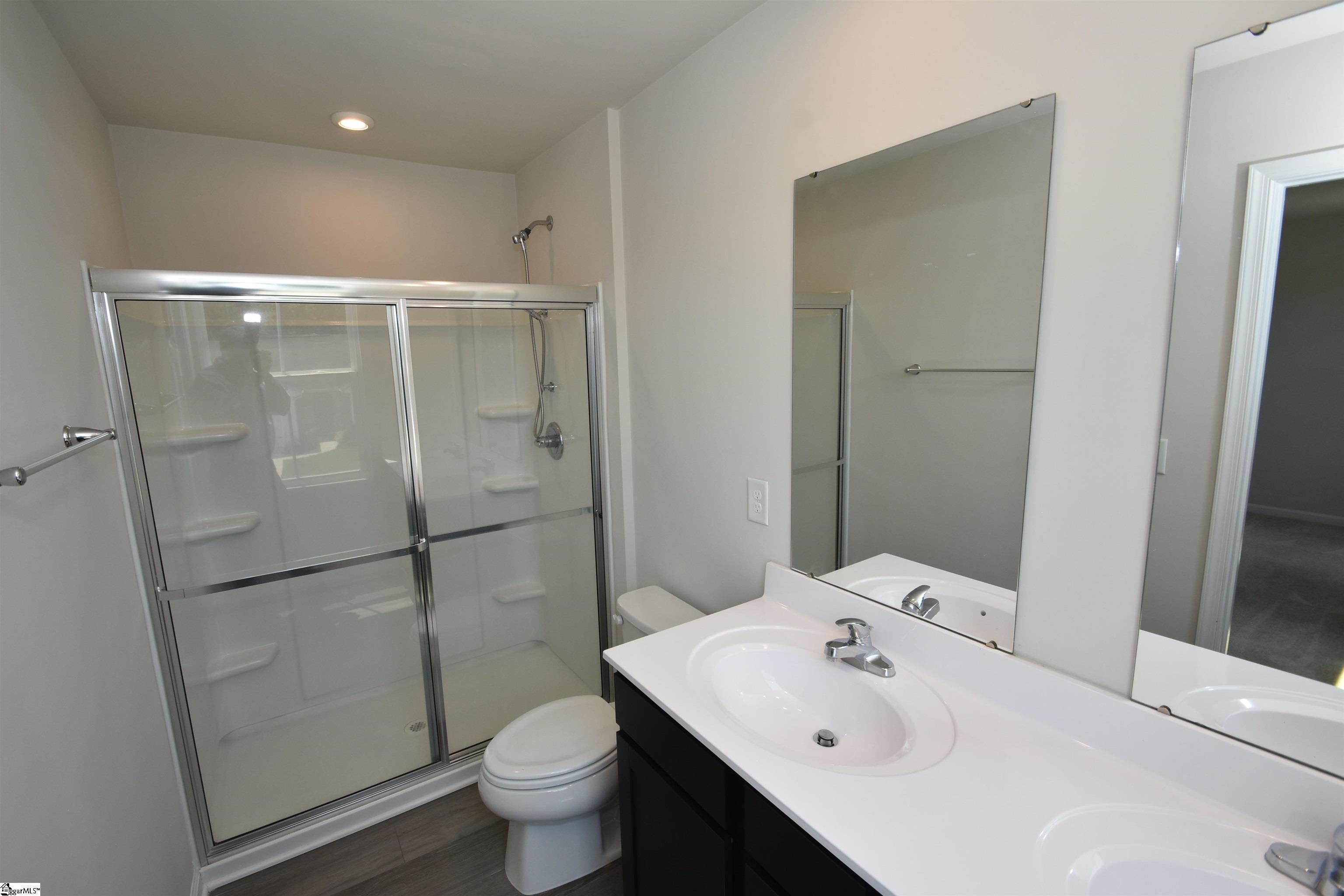523 Eden Hall Road Woodruff, SC 29388