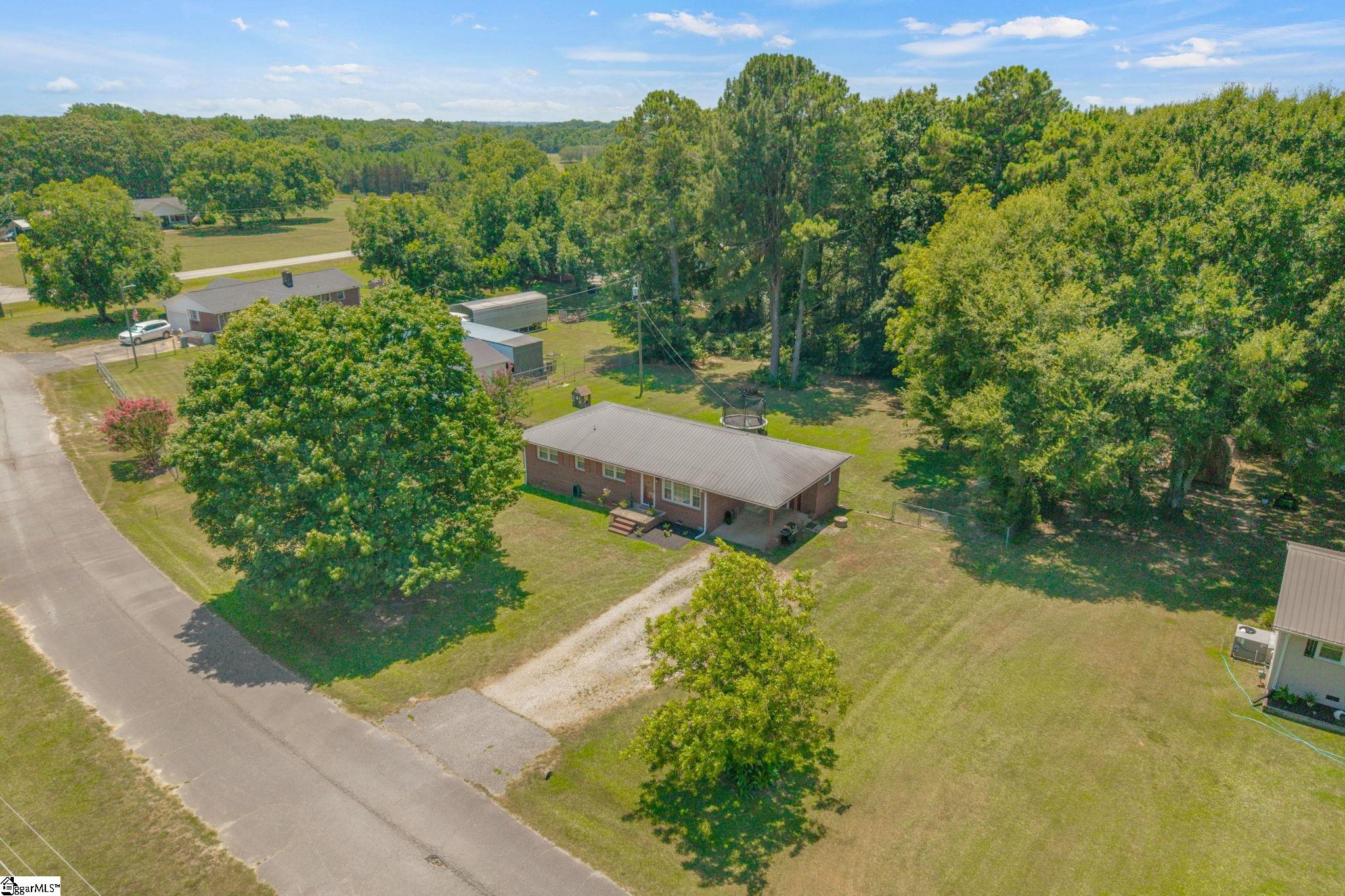 516 Wesley Court Starr, SC 29684