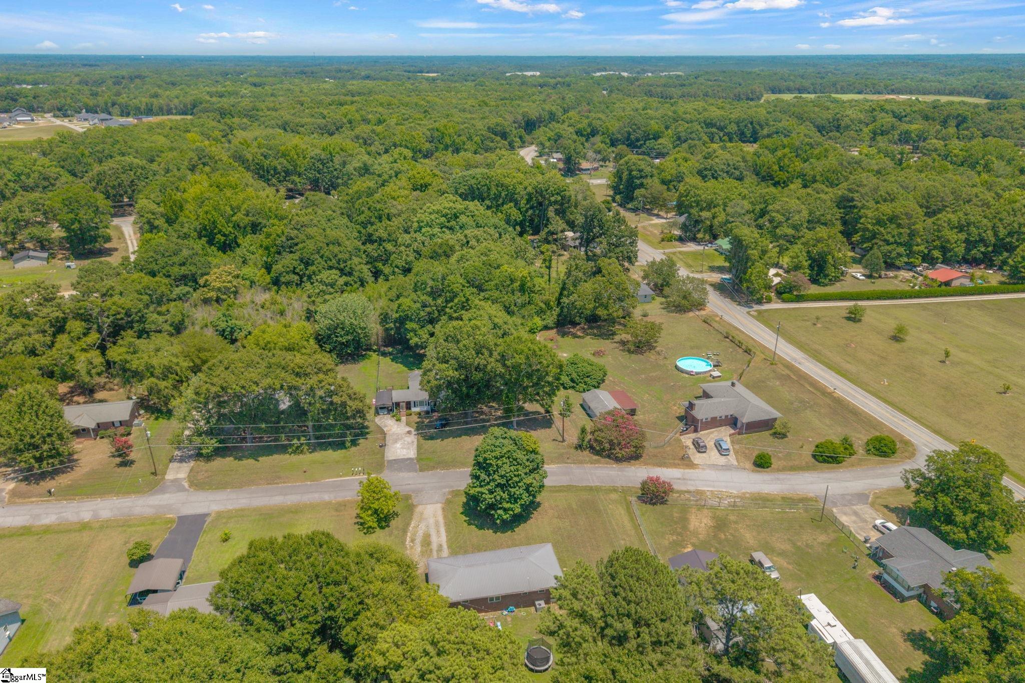 516 Wesley Court Starr, SC 29684