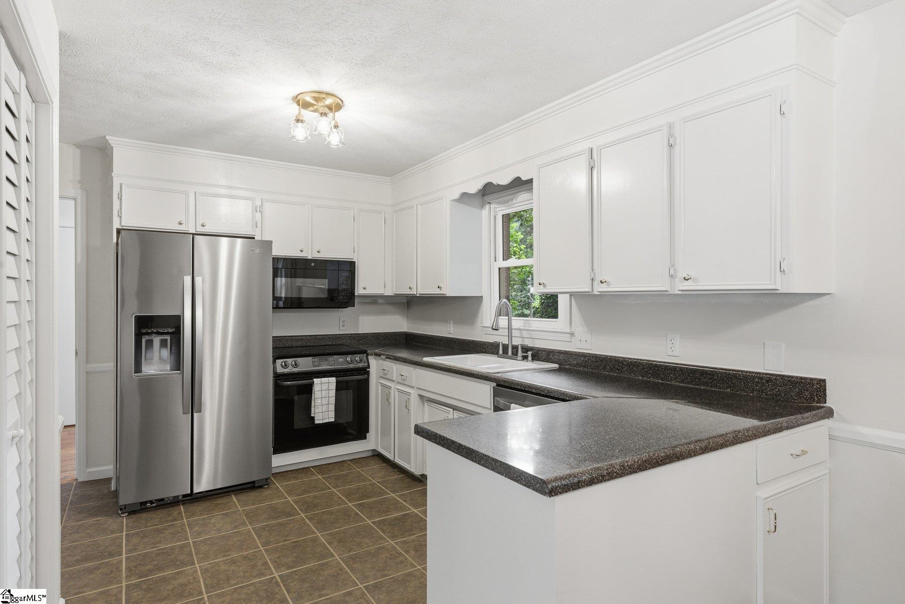 160 Carolina Way Simpsonville, SC 29681