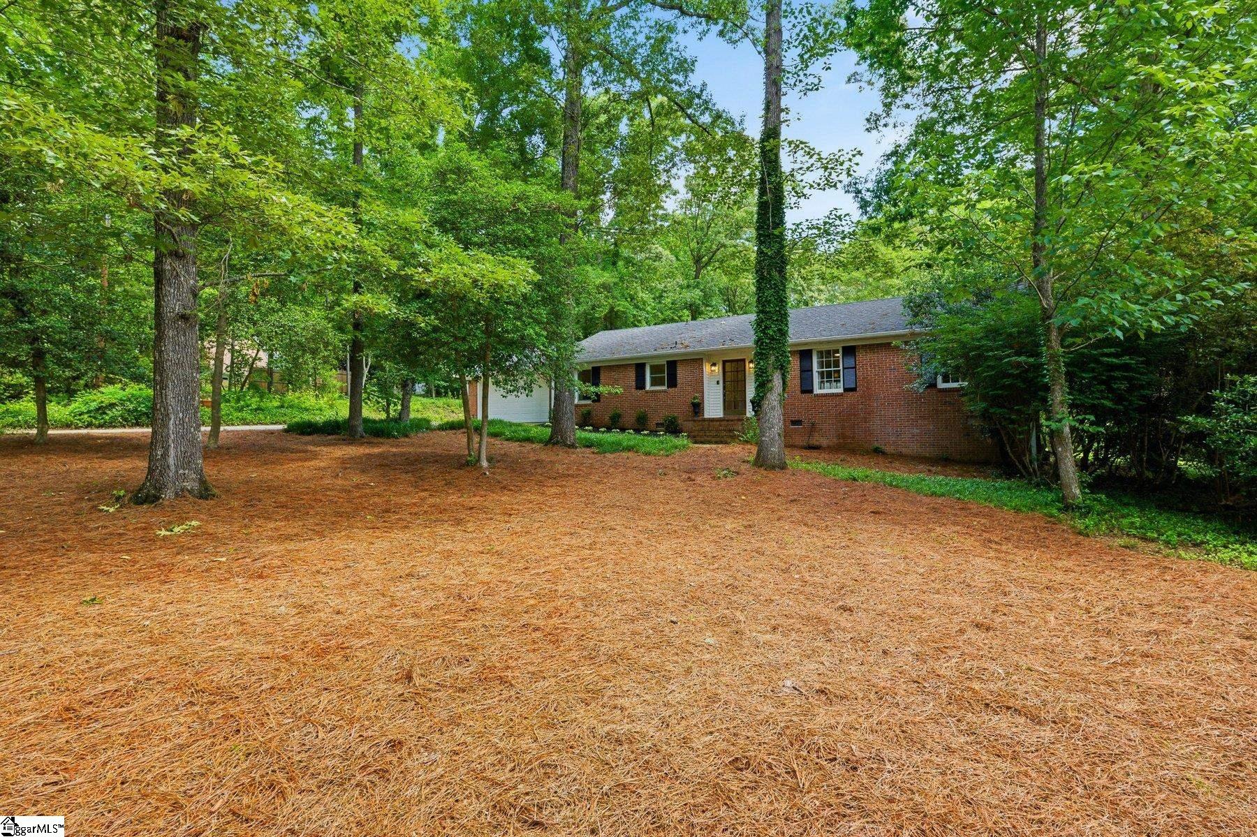 160 Carolina Way Simpsonville, SC 29681