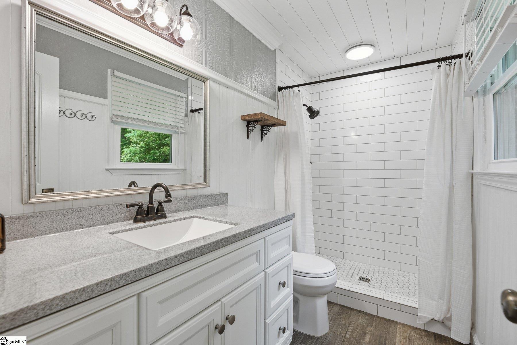 160 Carolina Way Simpsonville, SC 29681