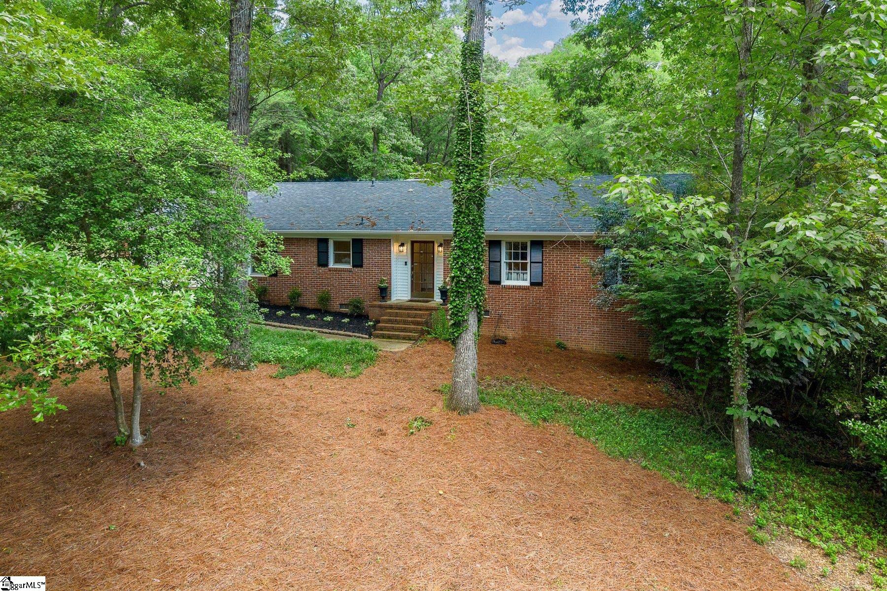160 Carolina Way Simpsonville, SC 29681