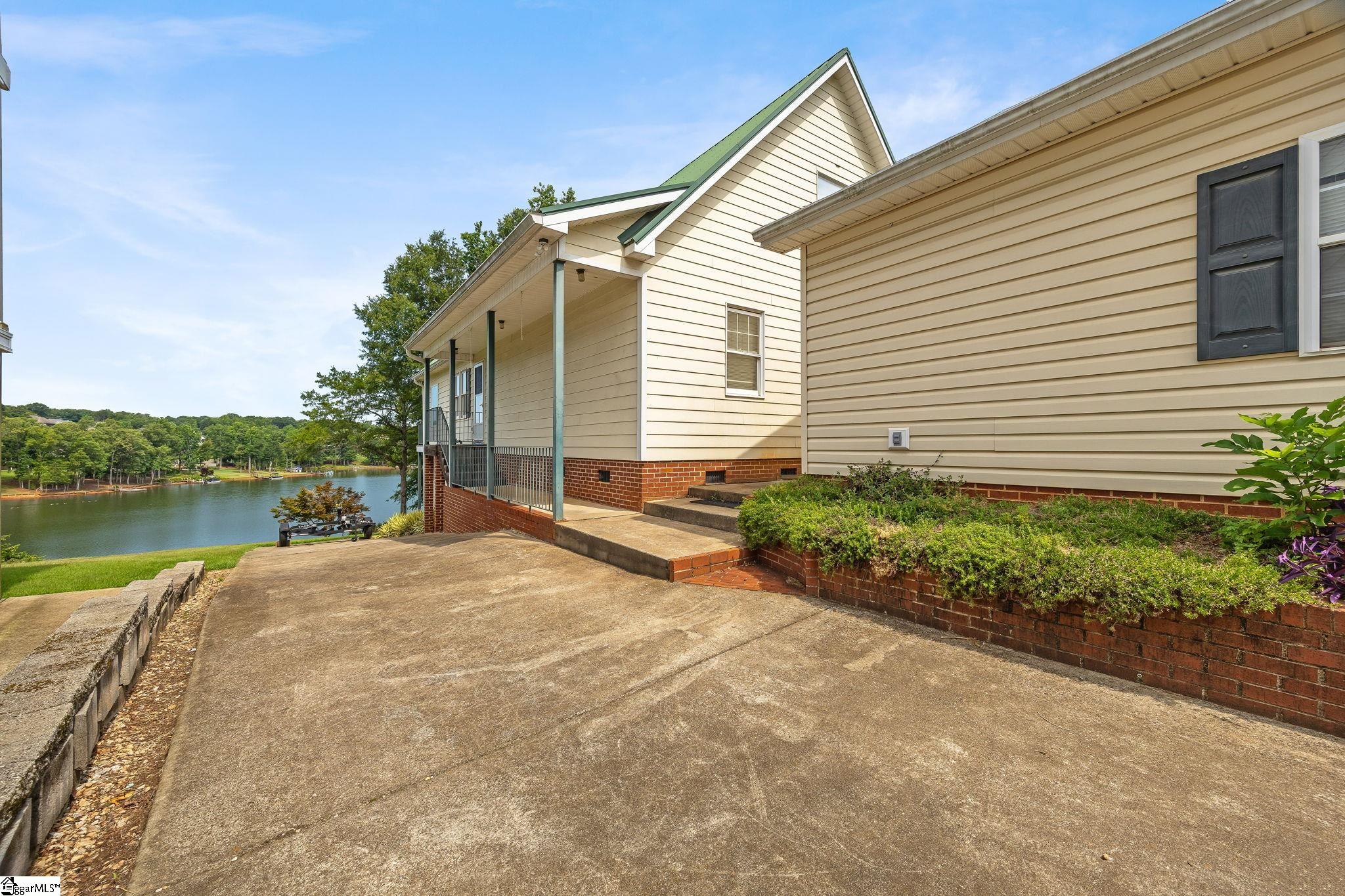 51 Fox Road Lyman, SC 29365