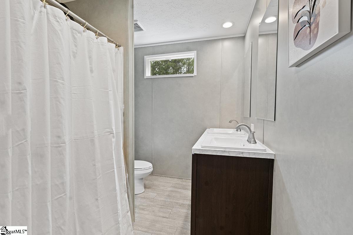 210 Whitten Road Waterloo, SC 29384