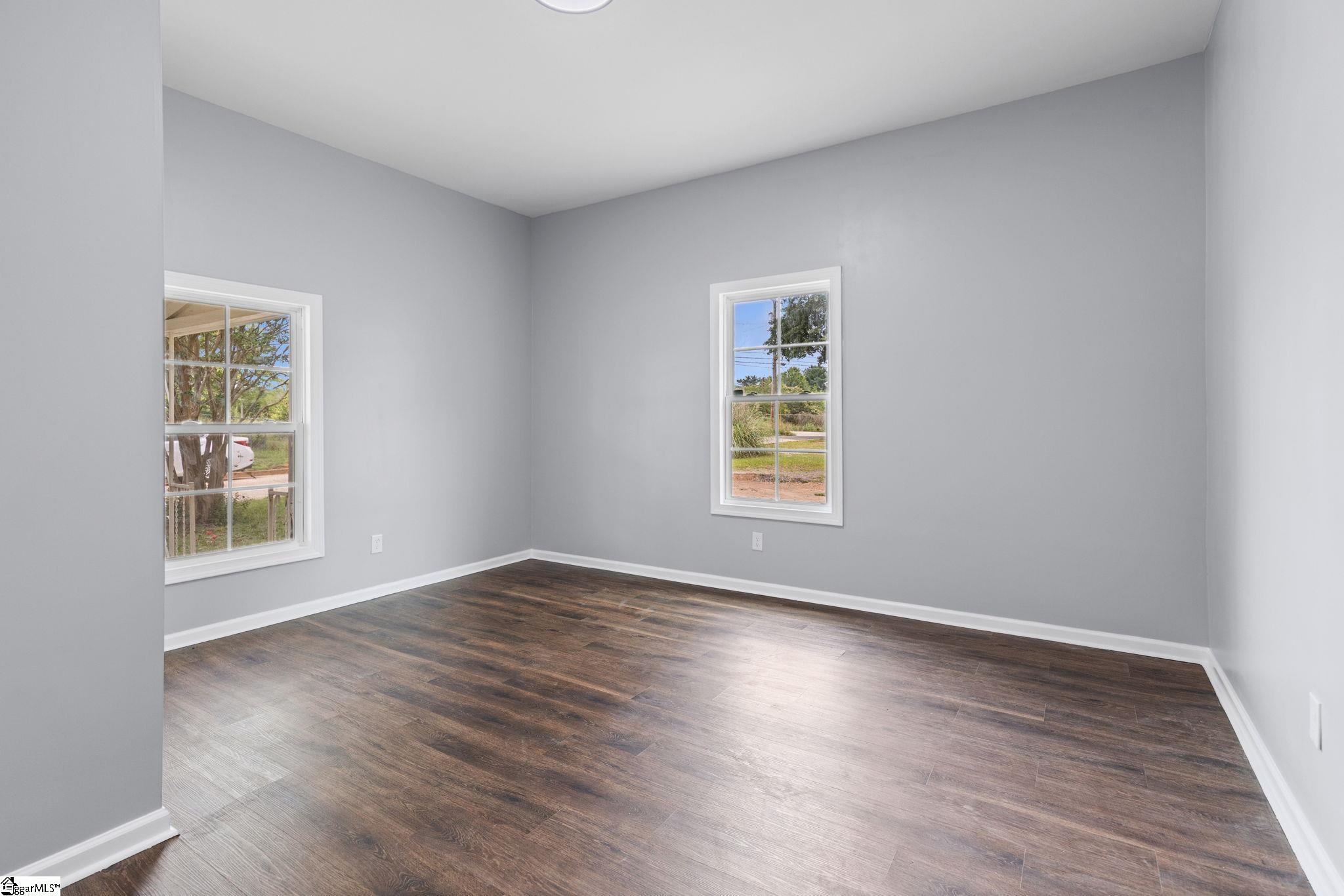 2 Wallace Street Laurens, SC 29360