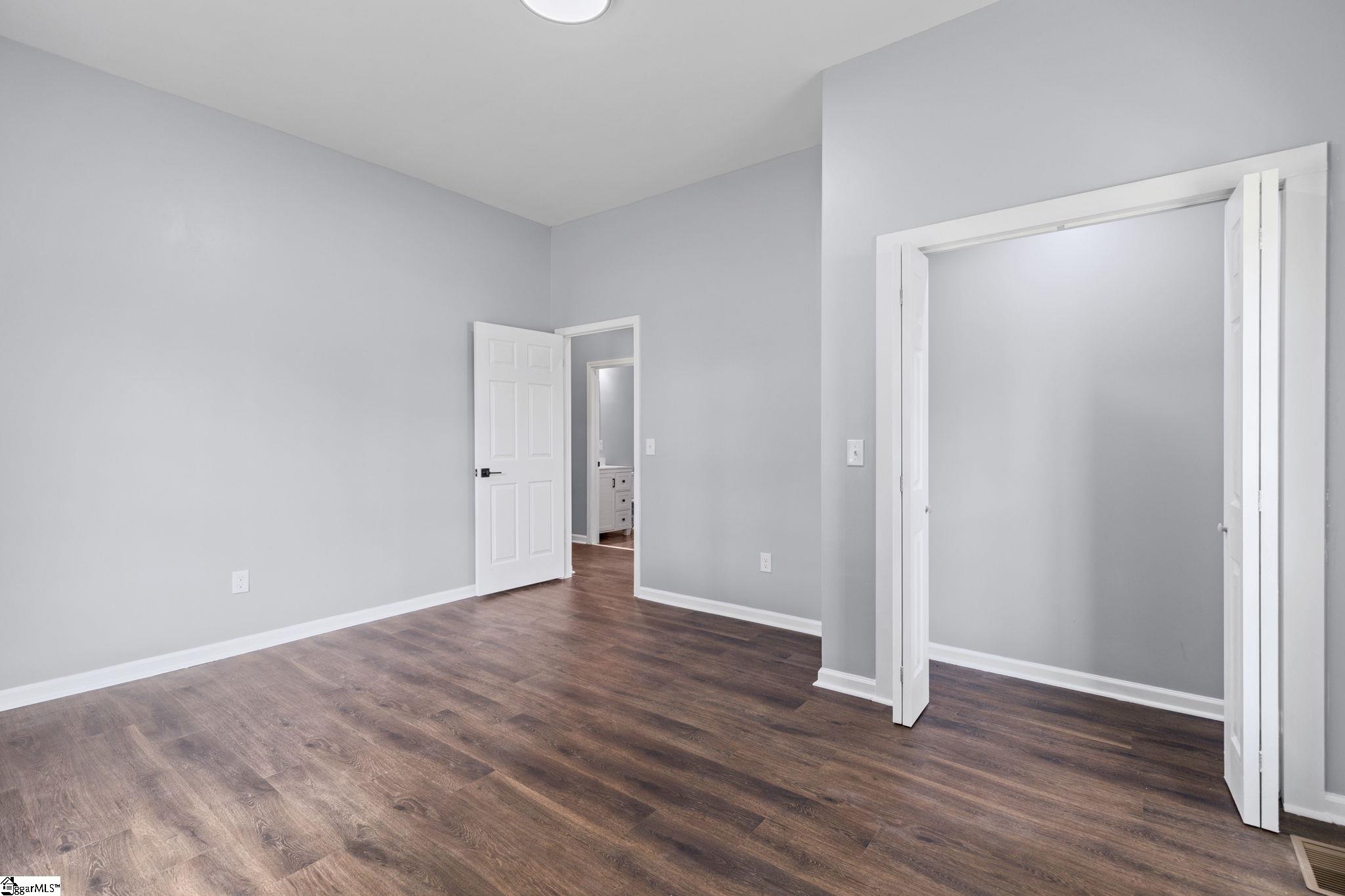 2 Wallace Street Laurens, SC 29360