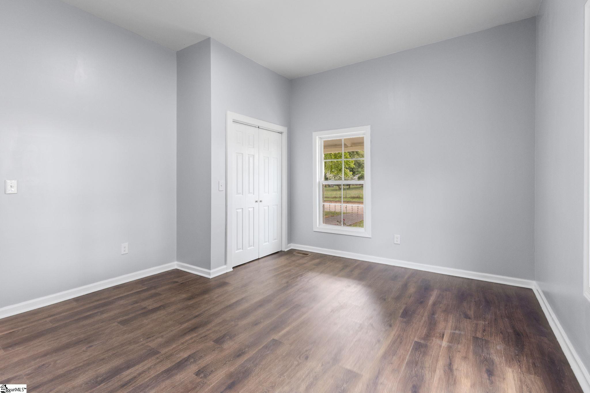 2 Wallace Street Laurens, SC 29360