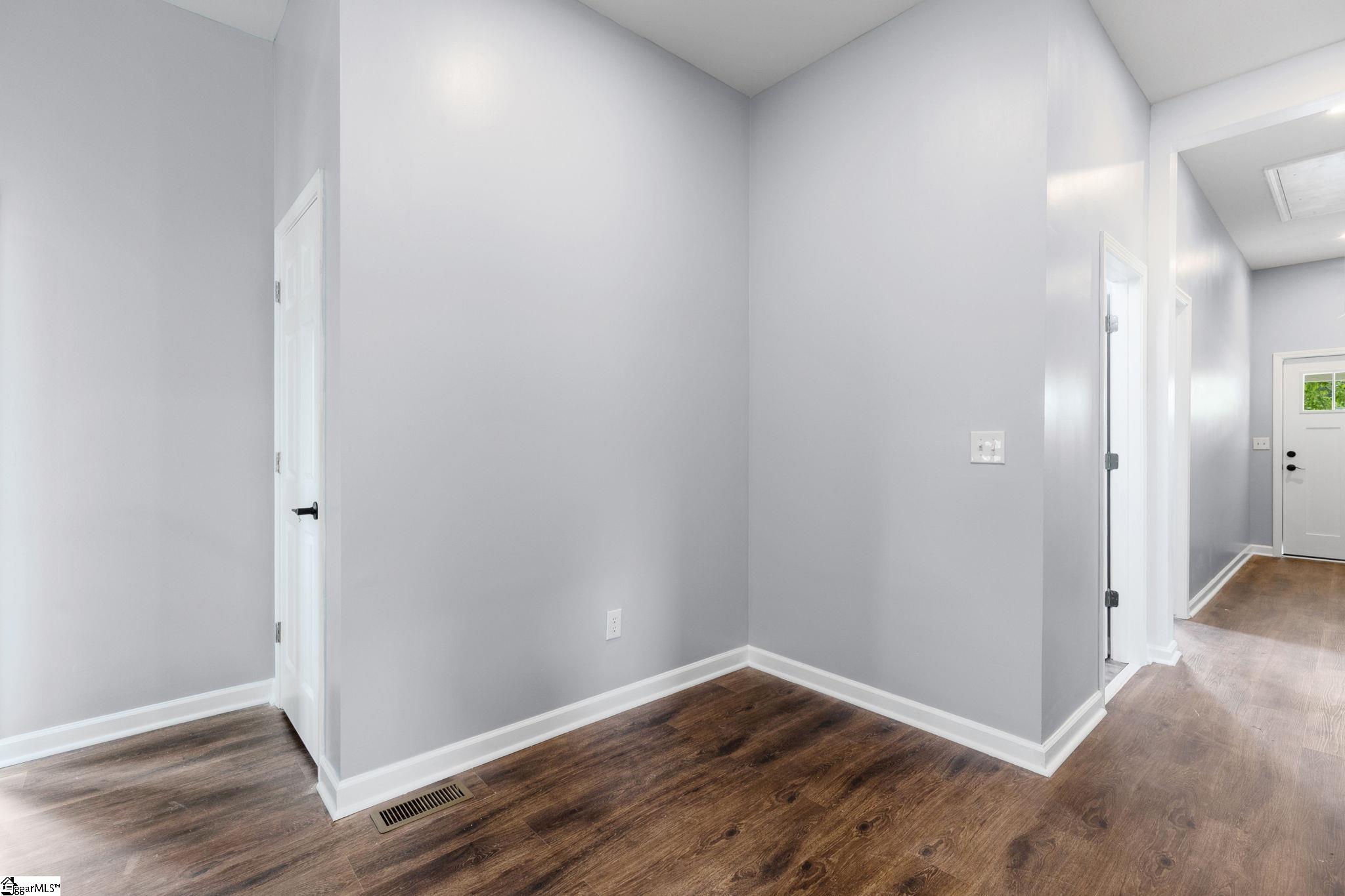 2 Wallace Street Laurens, SC 29360