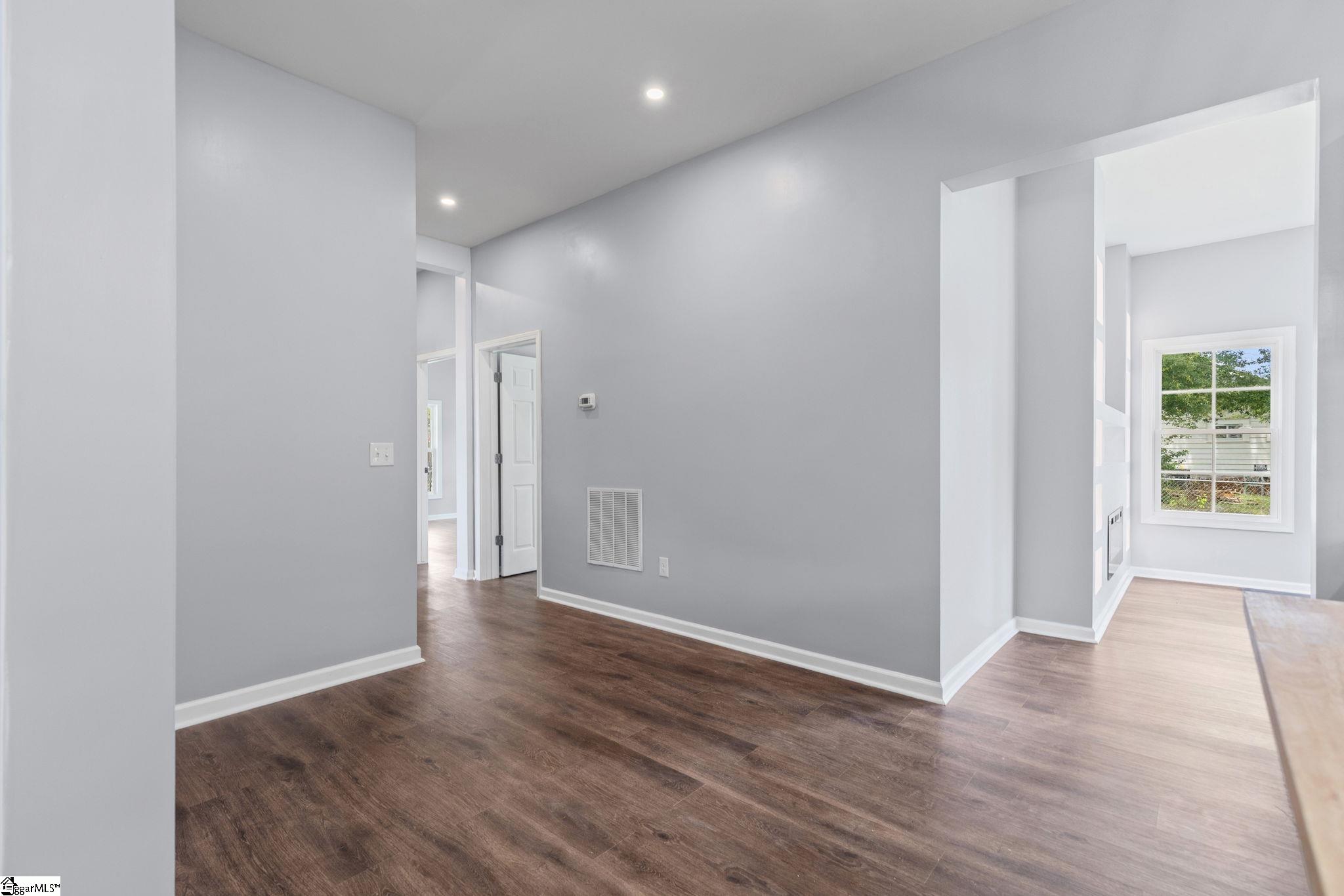 2 Wallace Street Laurens, SC 29360