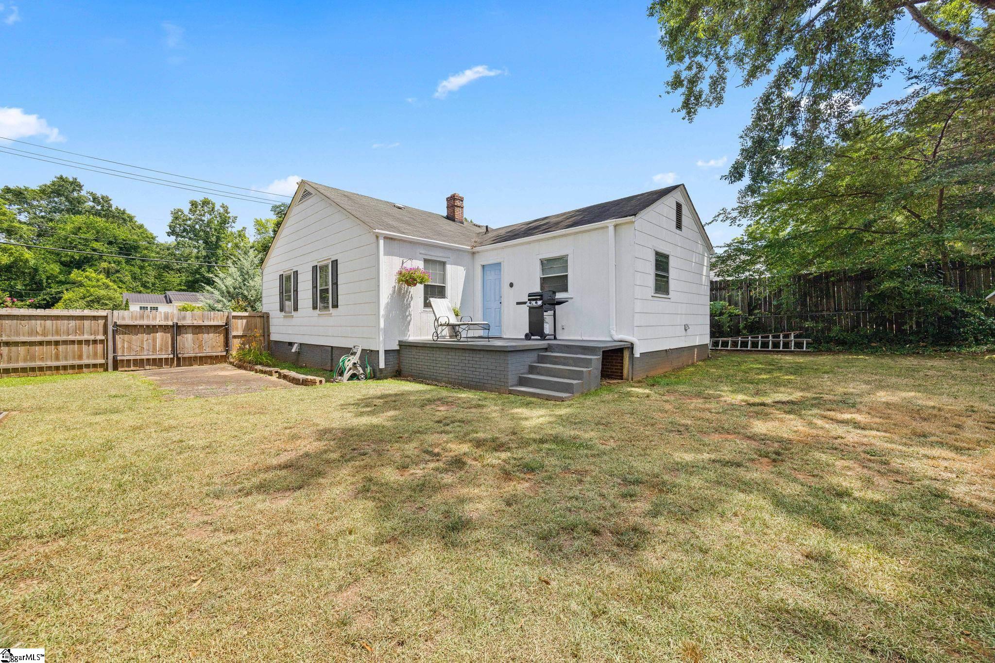 2 Druid Street Greenville, SC 29609