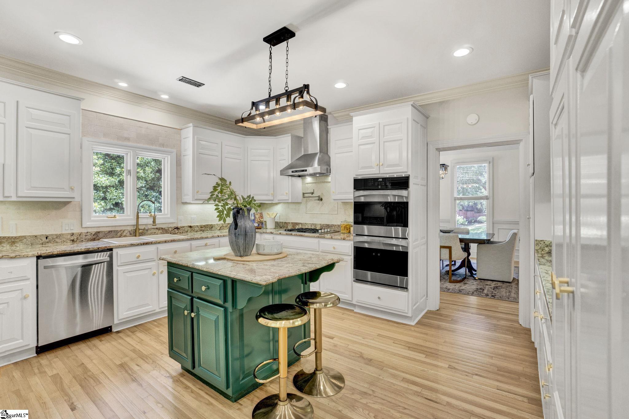309 Ledgewood Way Greenville, SC 29609