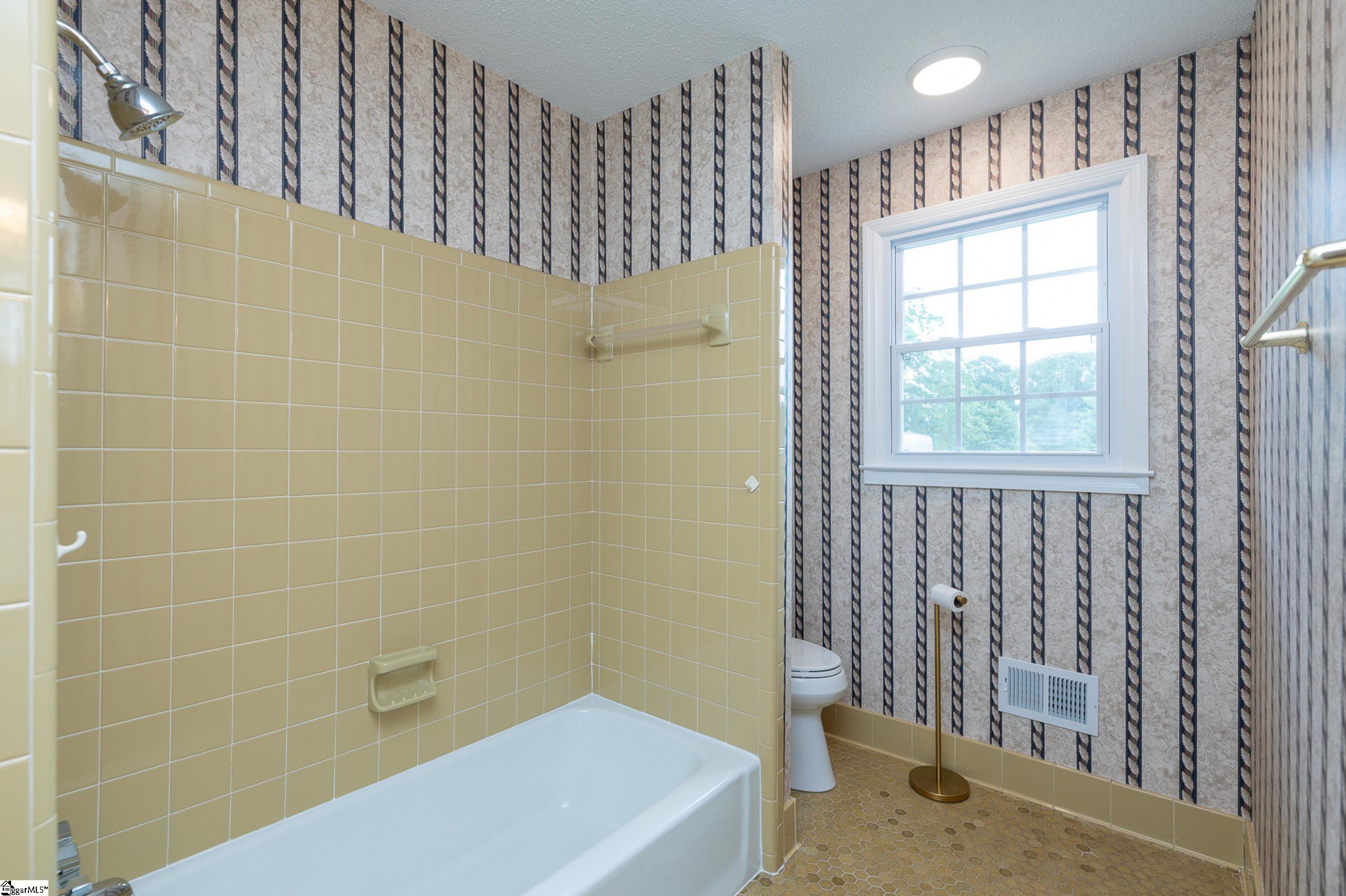115 Wolfe Road Greer, SC 29650