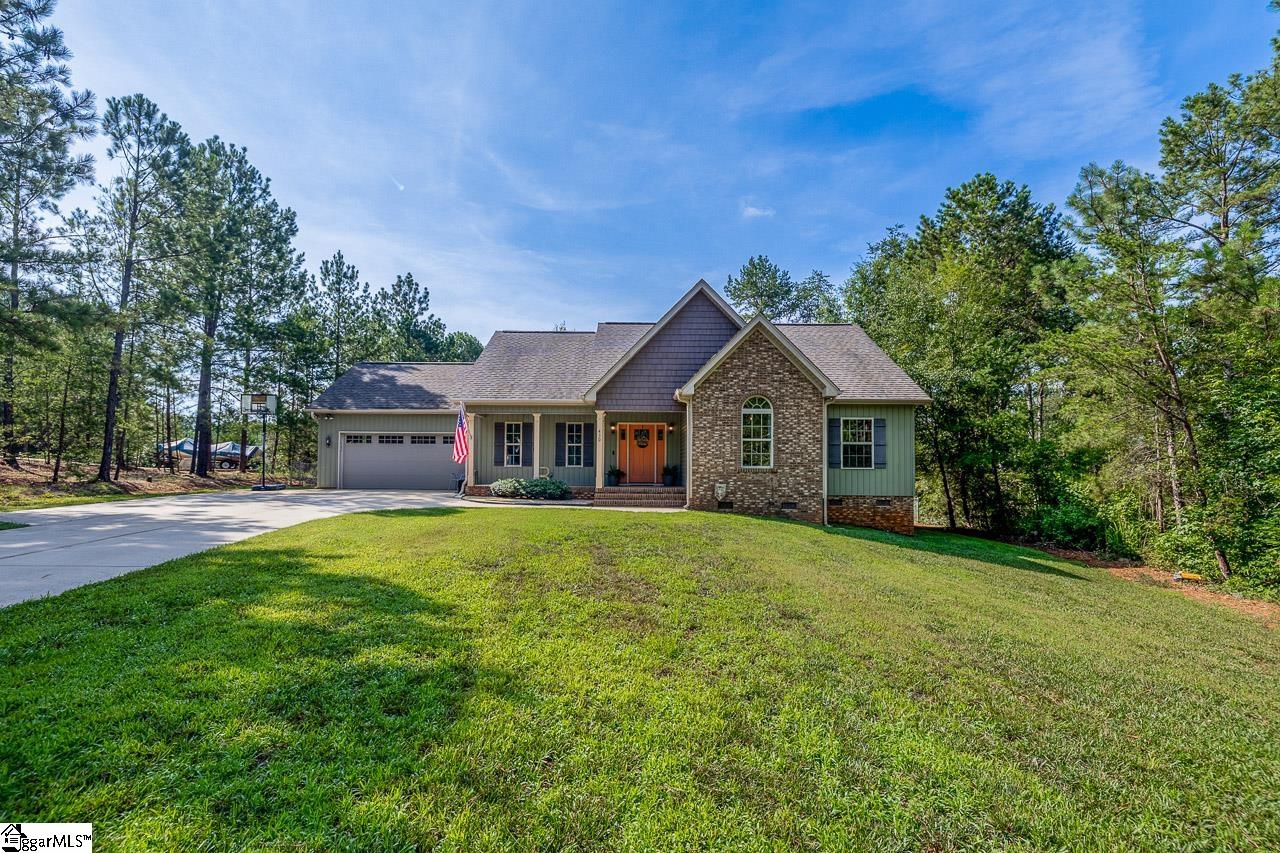 430 Sparkling Waters Lane Chesnee, SC 29323