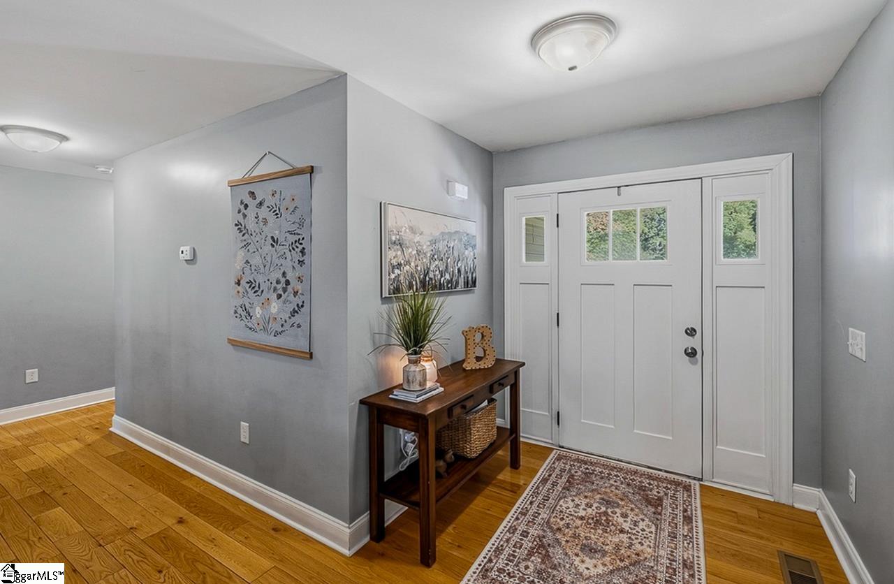 430 Sparkling Waters Lane Chesnee, SC 29323