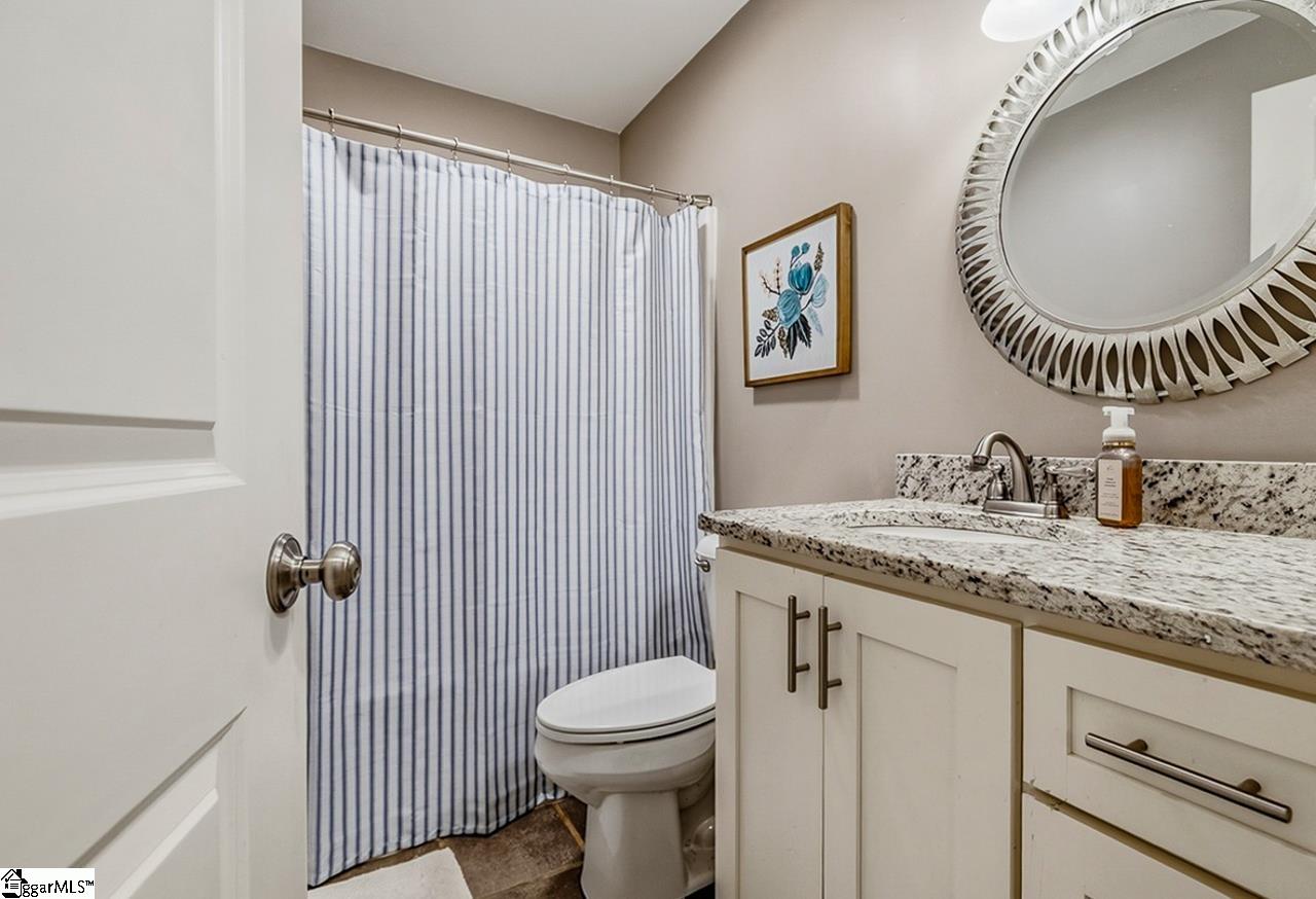 430 Sparkling Waters Lane Chesnee, SC 29323