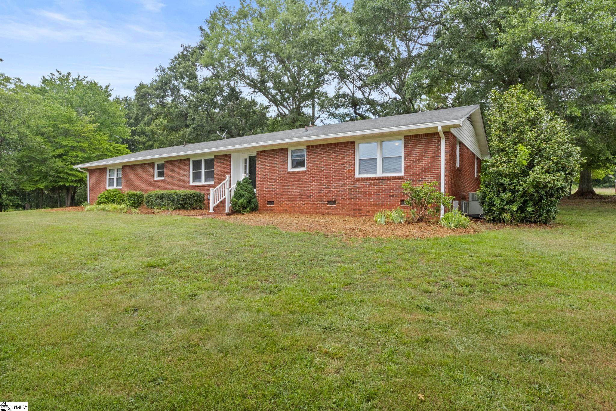 765 Hannon Road Inman, SC 29349