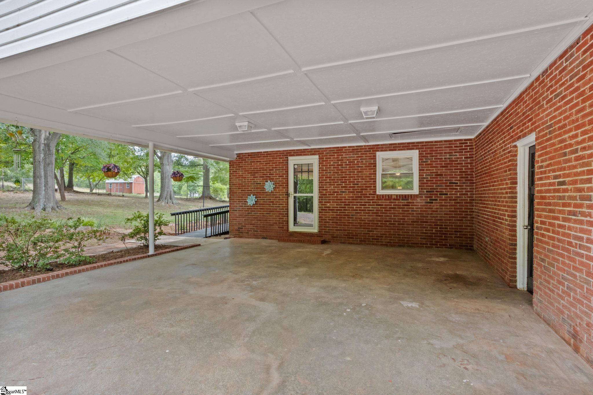 765 Hannon Road Inman, SC 29349