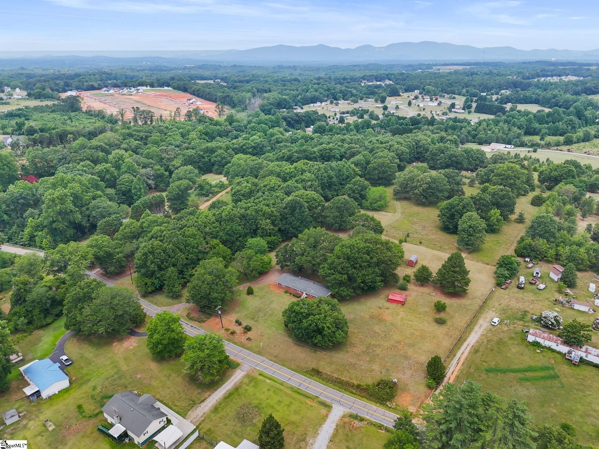 765 Hannon Road Inman, SC 29349