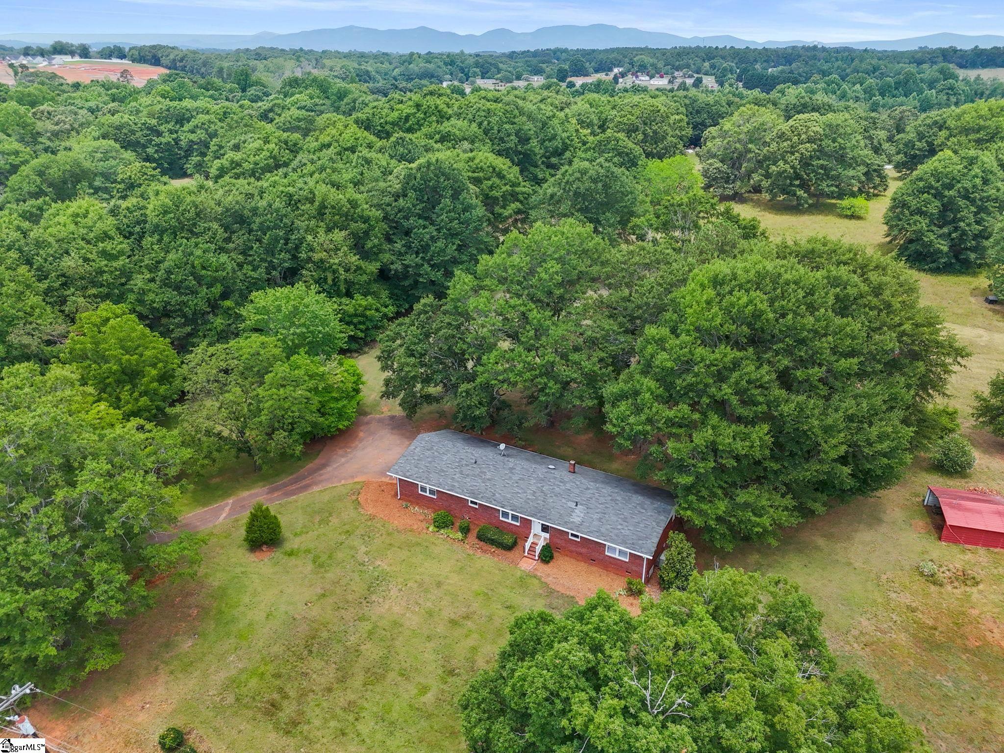 765 Hannon Road Inman, SC 29349