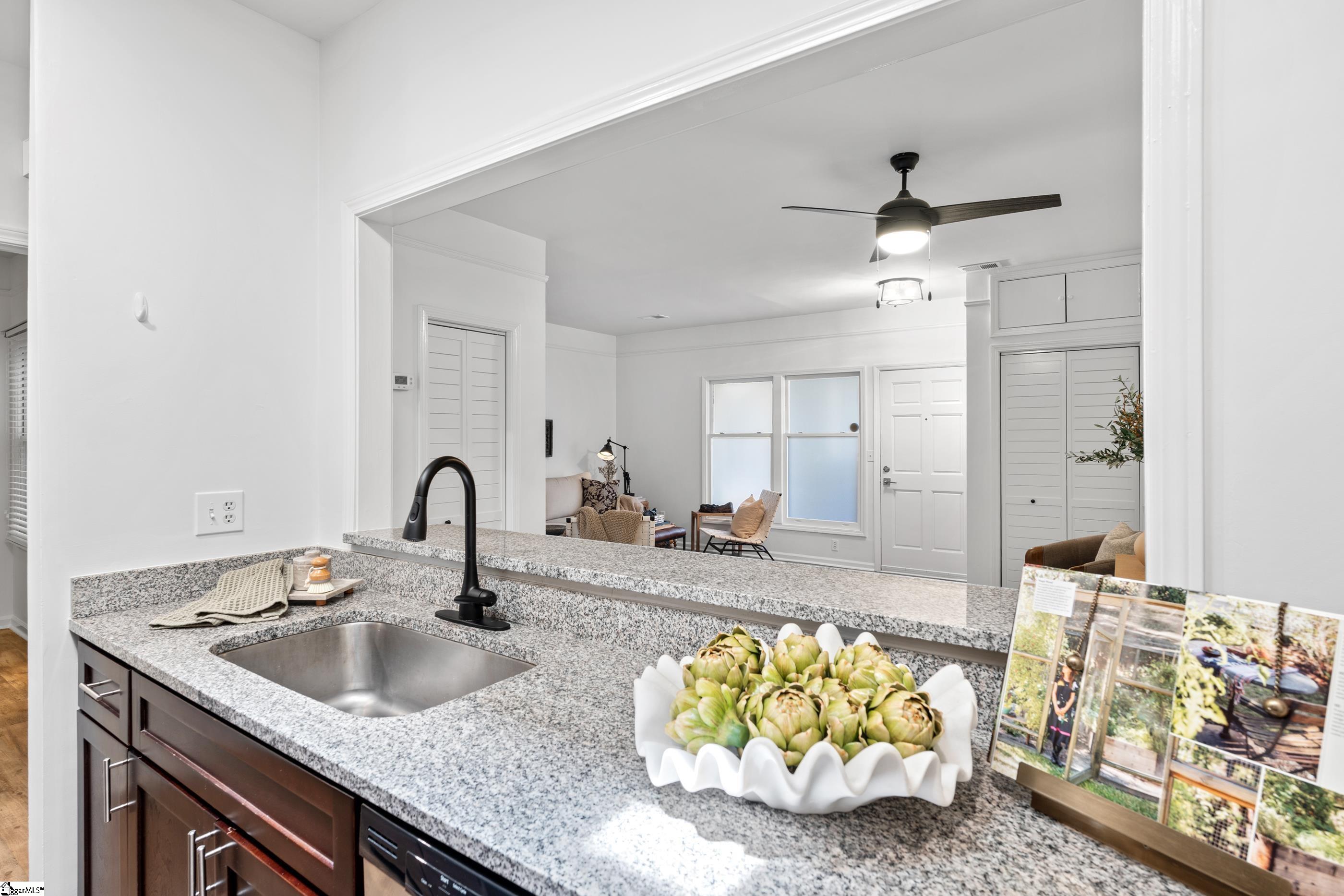 233 N Main Street UNIT Unit 504 Greenville, SC 29601