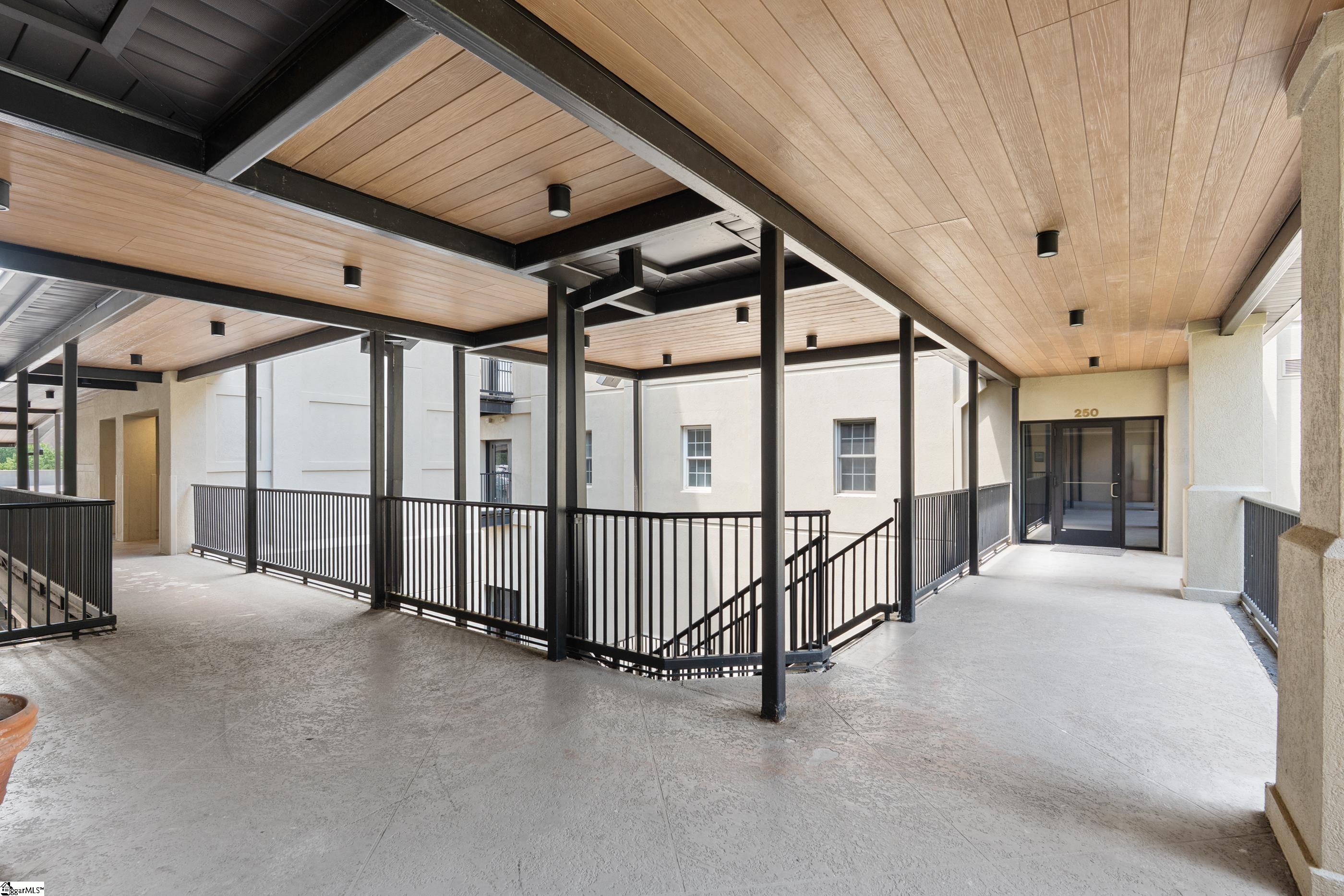 233 N Main Street UNIT Unit 504 Greenville, SC 29601