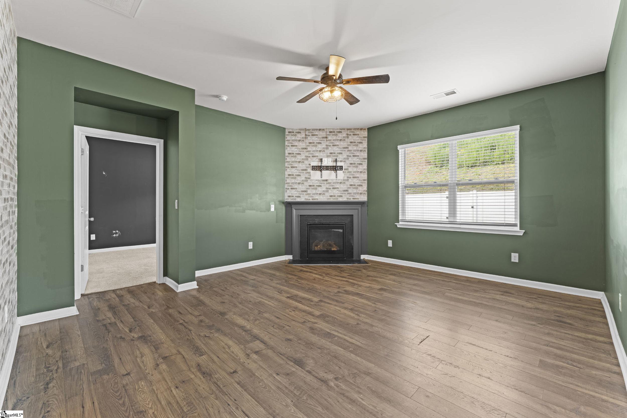 63 Oak Edge Lane Greer, SC 29651
