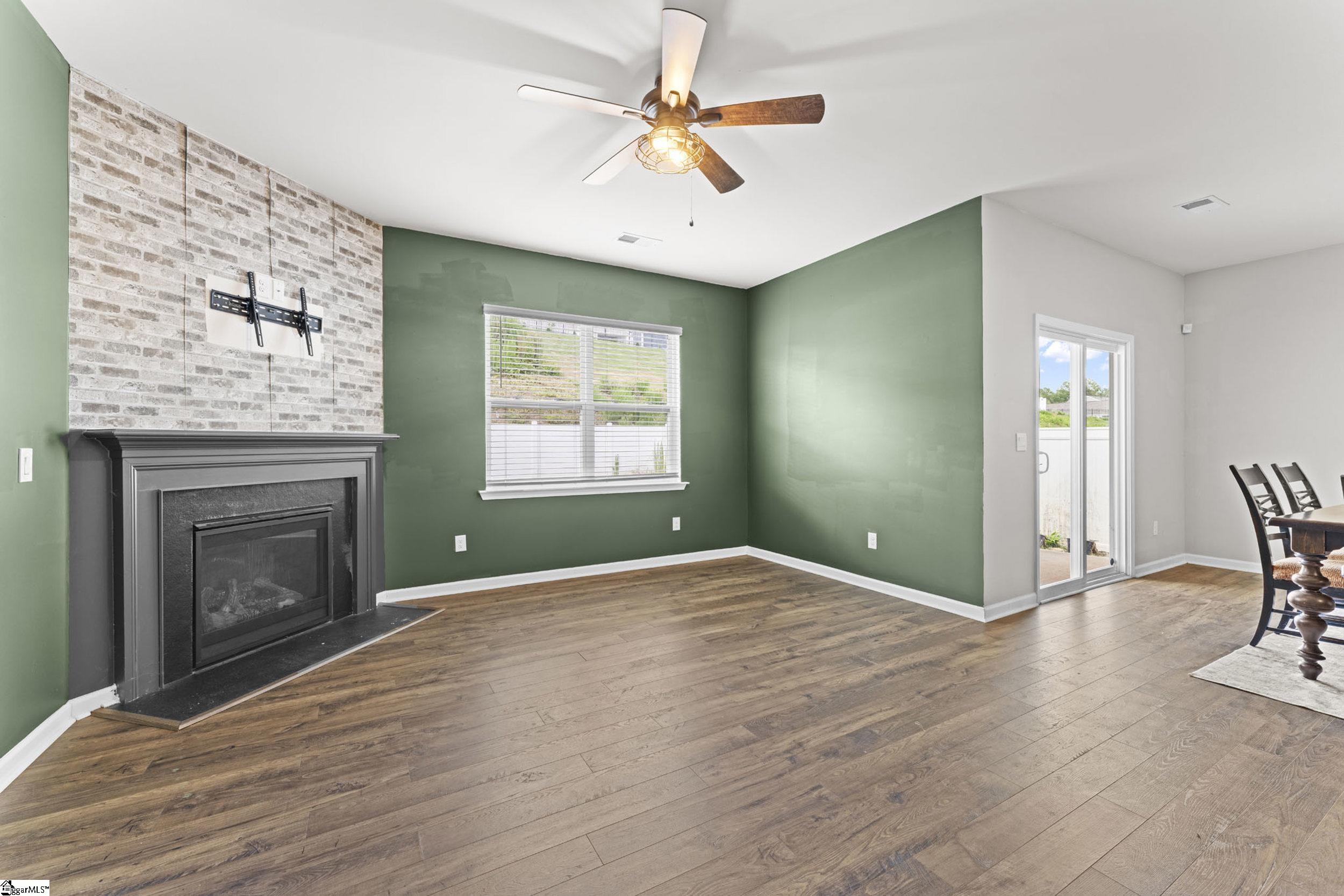 63 Oak Edge Lane Greer, SC 29651