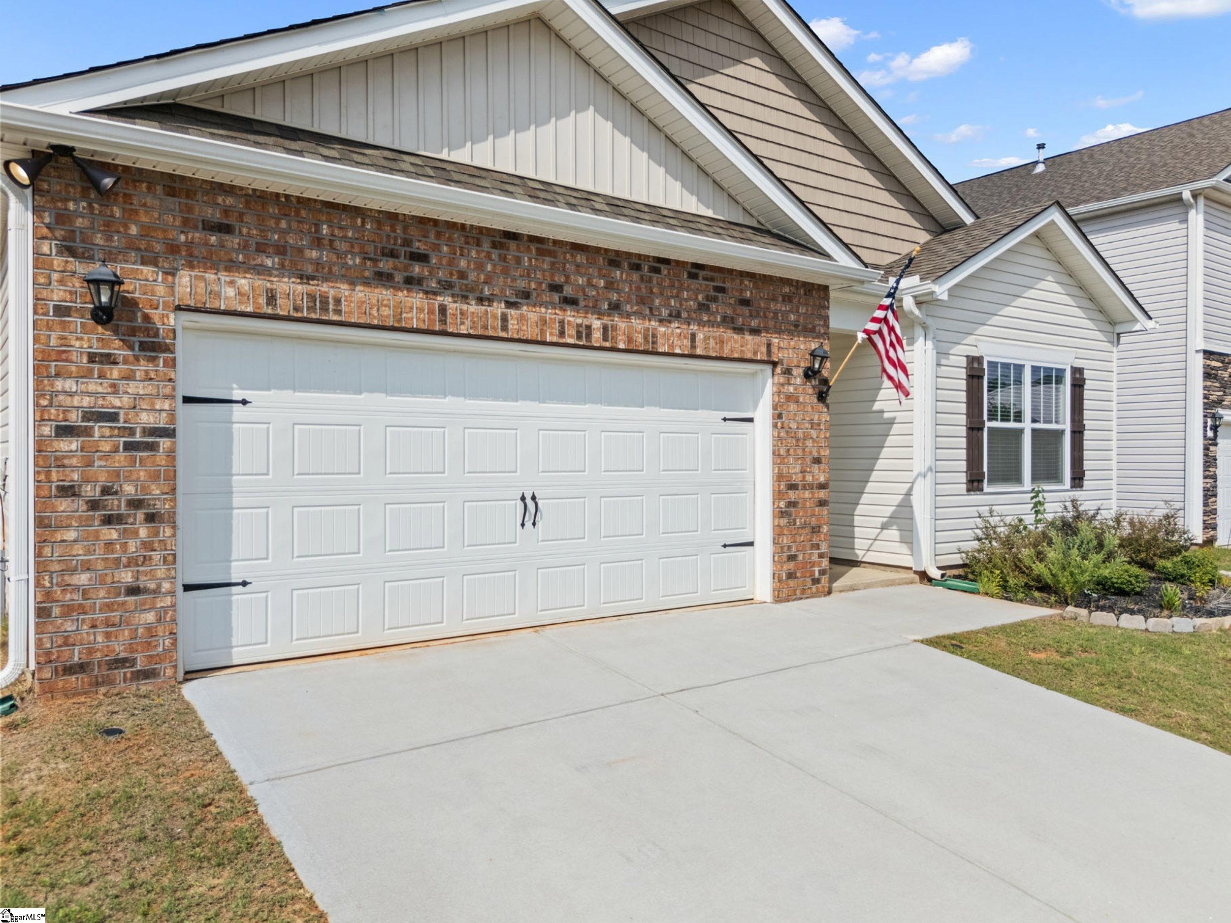 63 Oak Edge Lane Greer, SC 29651