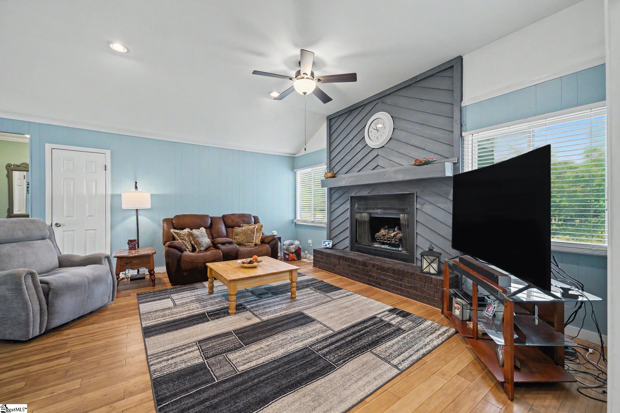 200 Belmont Stakes Clinton, SC 29325