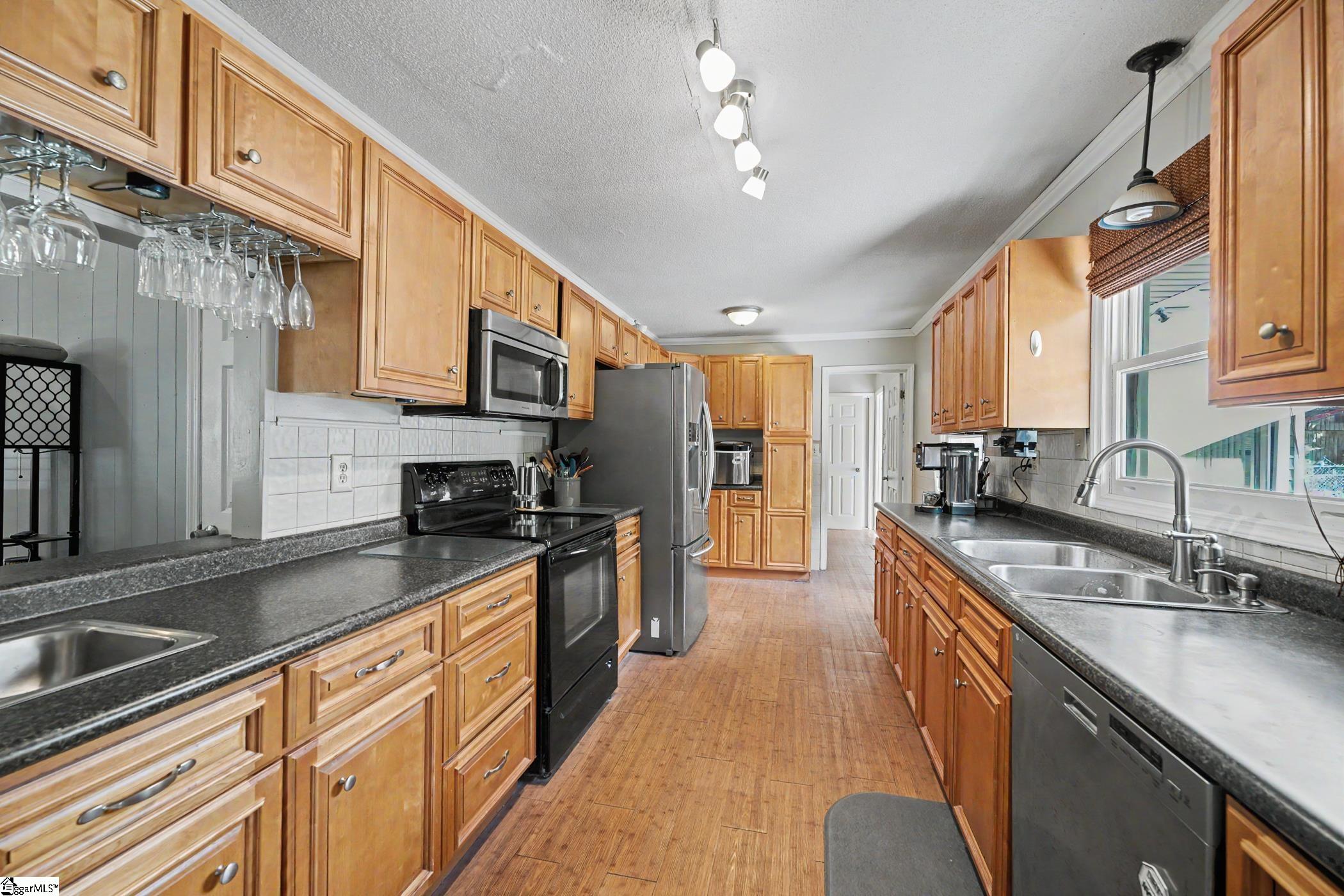 200 Belmont Stakes Clinton, SC 29325