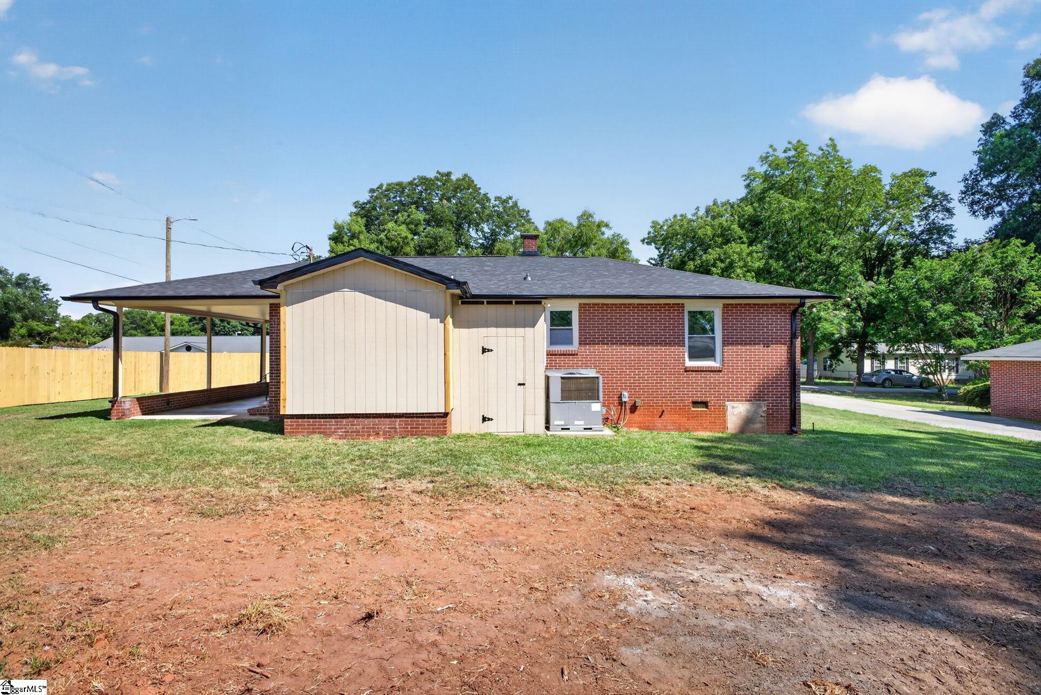 616 Carey Street Anderson, SC 29624