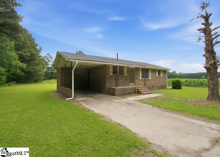 Homes for sale in Eutawville, SC | 687 Wesgar Ave, Eutawville, SC 29048 | MLS# 1597404