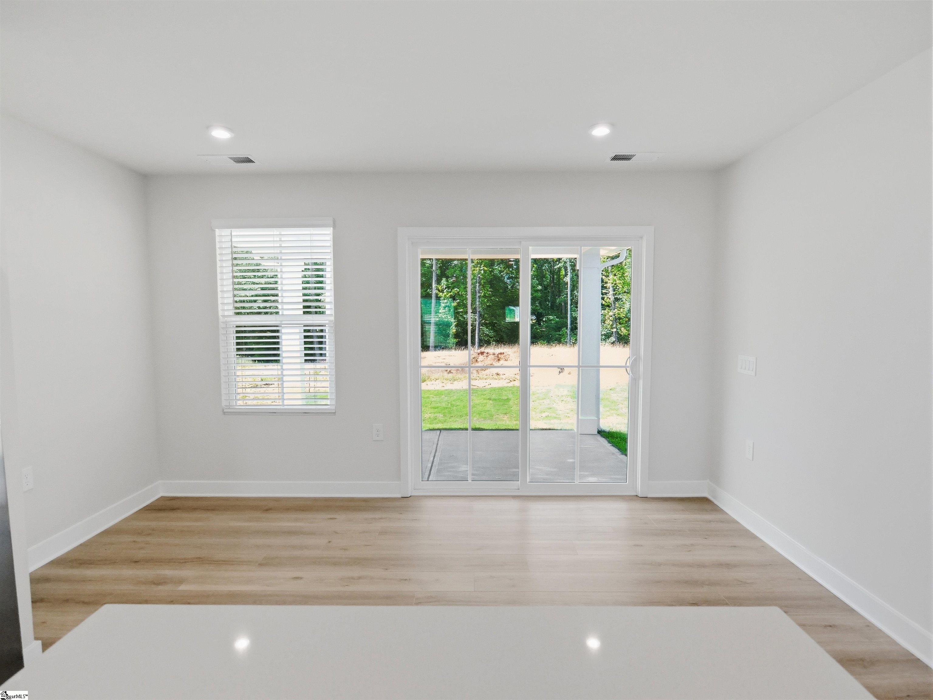 136 Villanova Drive Gray Court, SC 29645