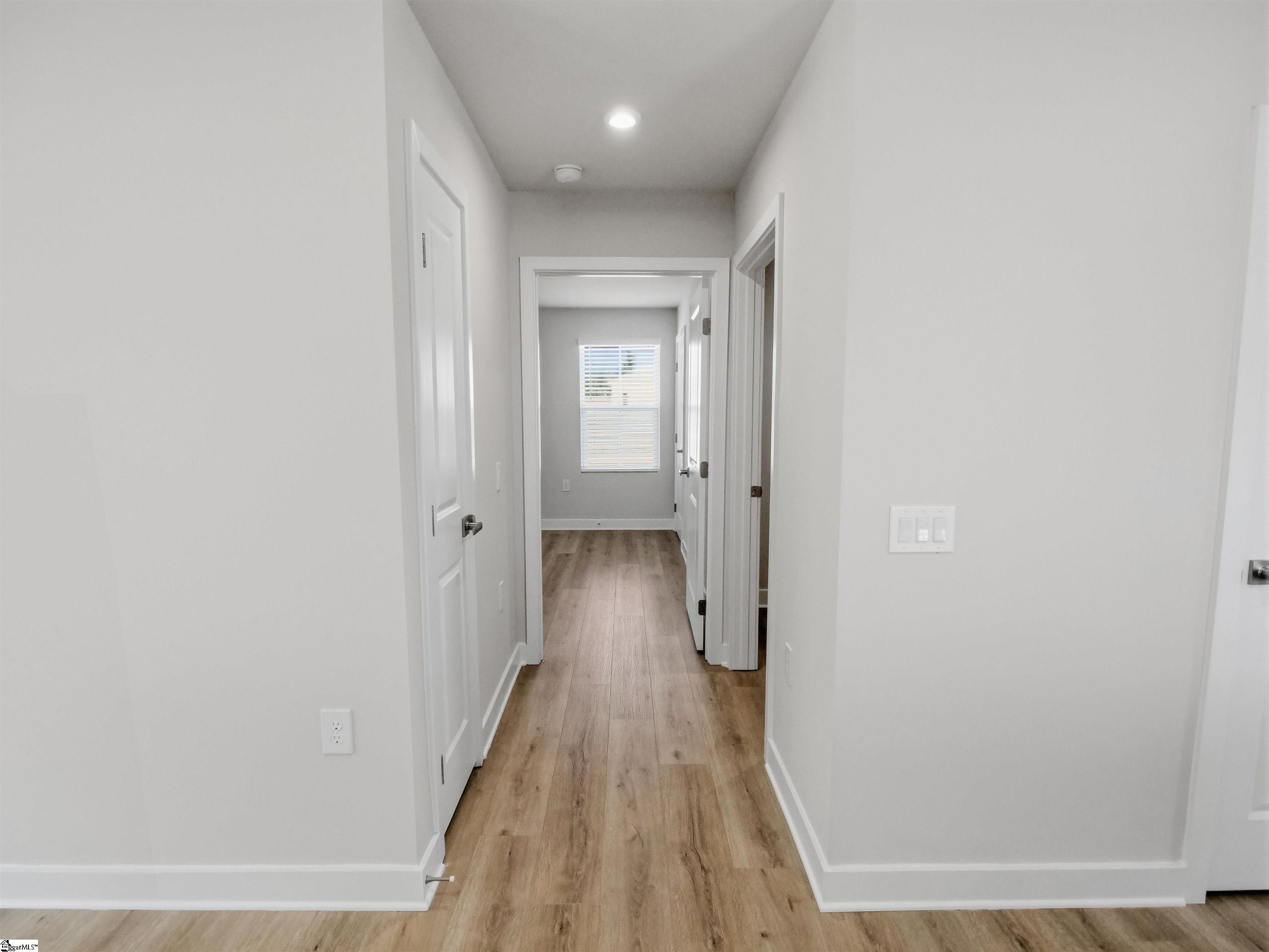136 Villanova Drive Gray Court, SC 29645