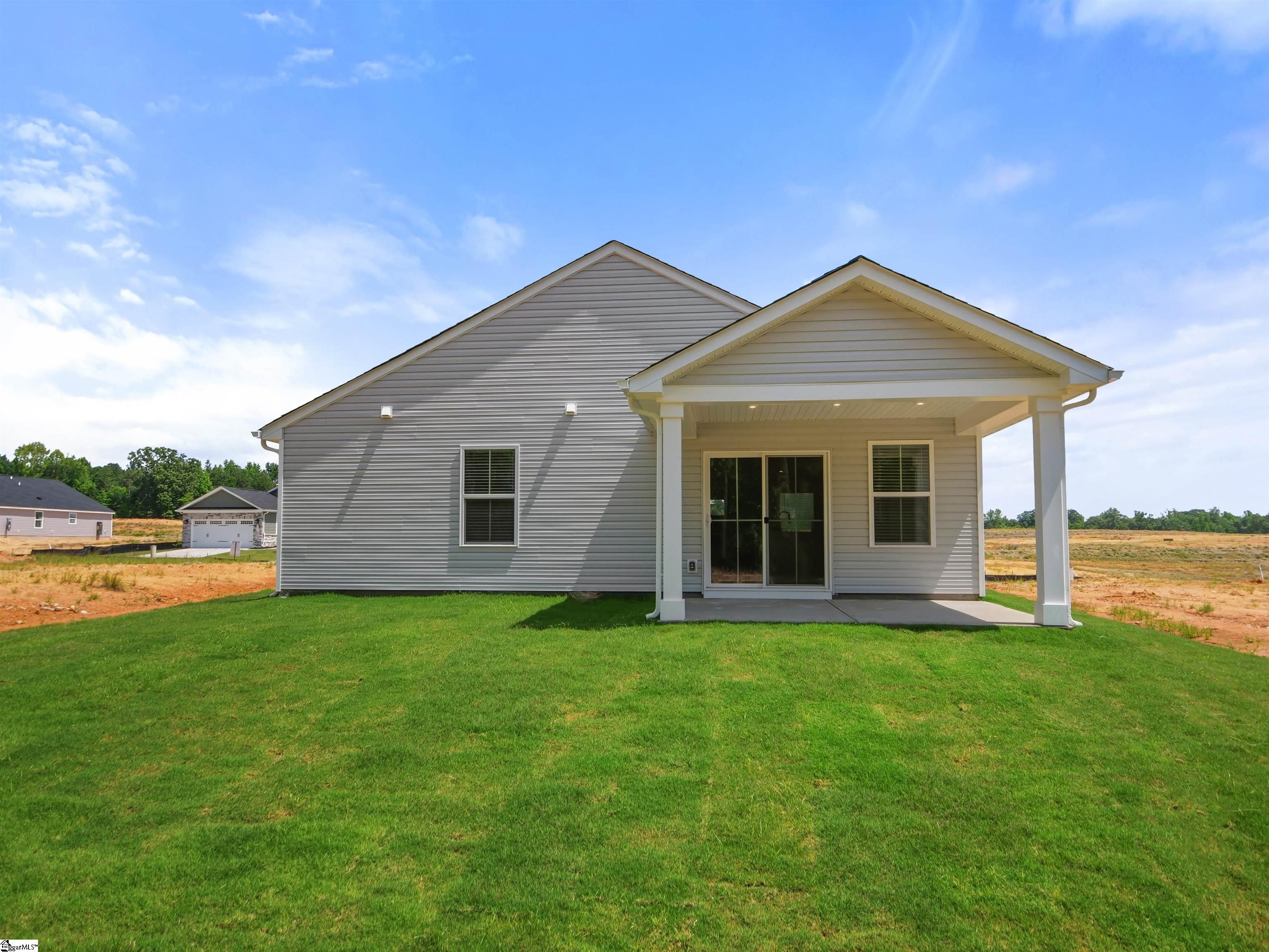 136 Villanova Drive Gray Court, SC 29645