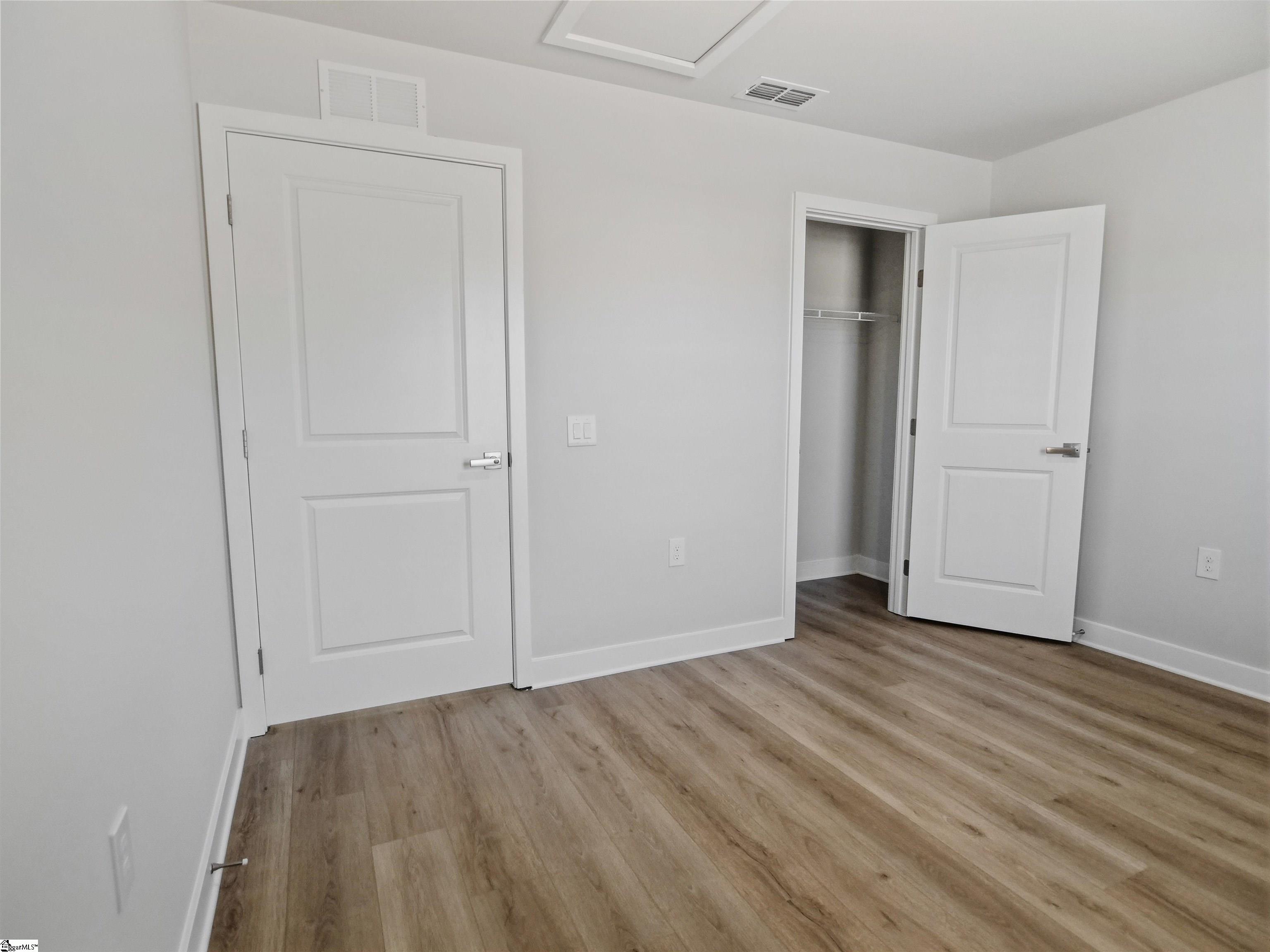 136 Villanova Drive Gray Court, SC 29645