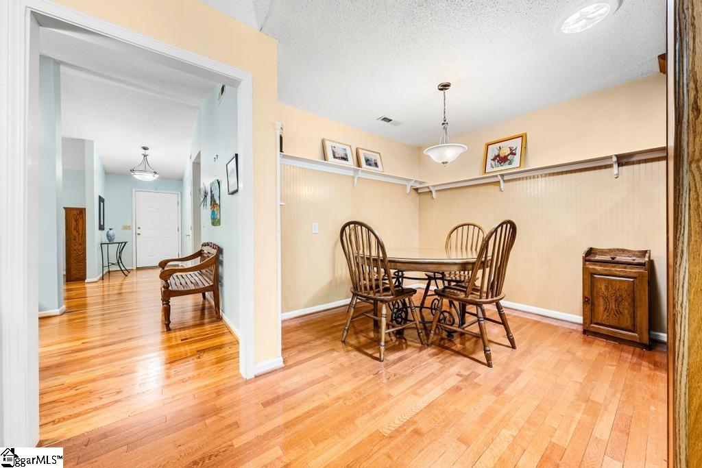 1303 S Arrowhead Drive Westminster, SC 29693