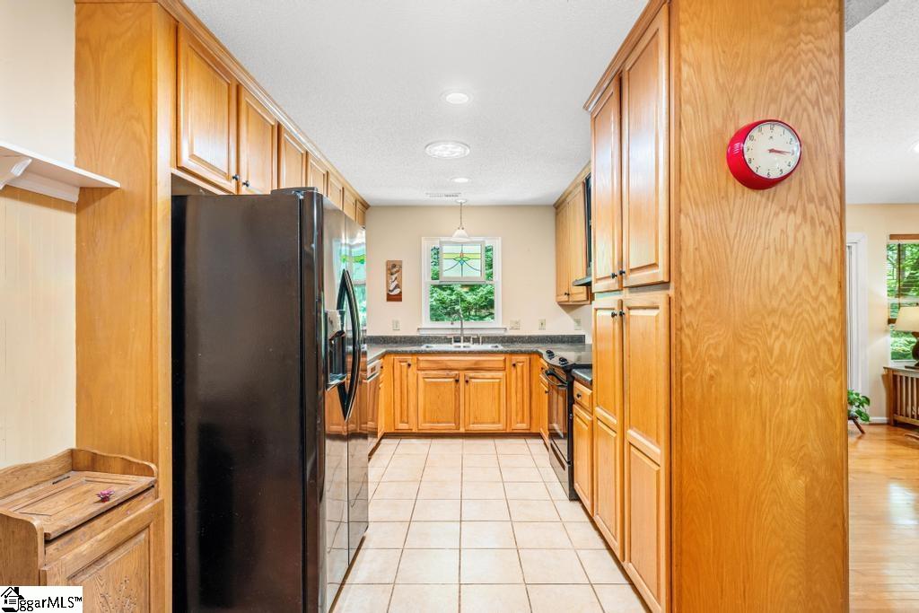 1303 S Arrowhead Drive Westminster, SC 29693