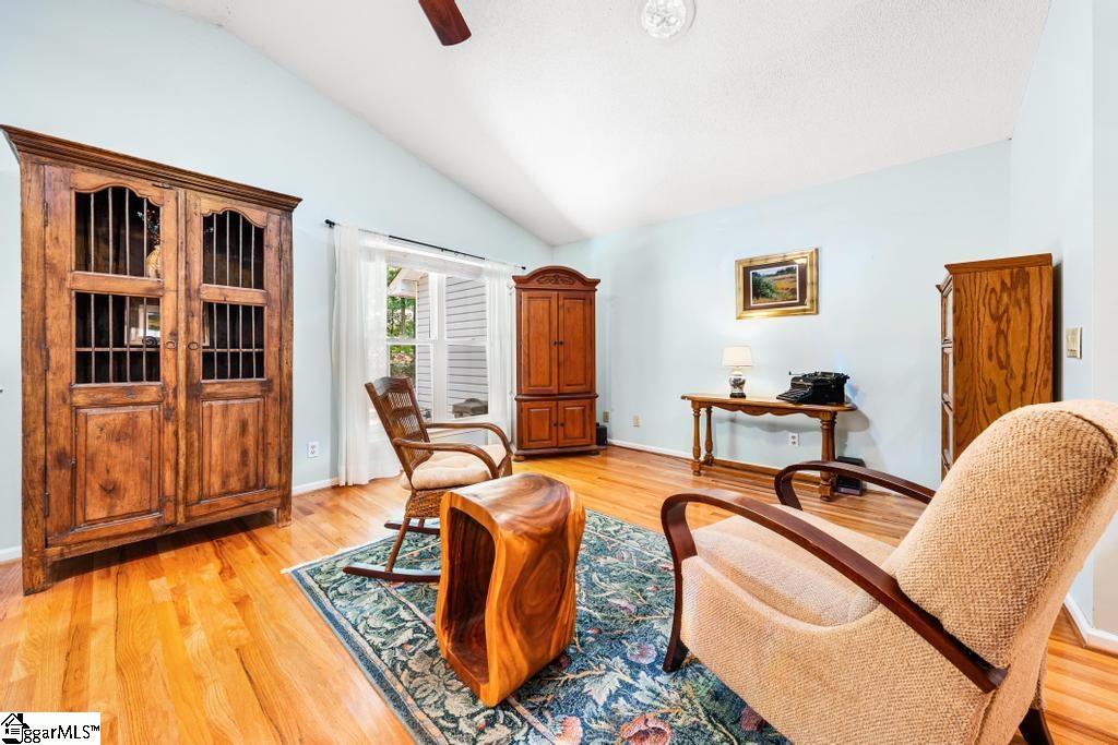 1303 S Arrowhead Drive Westminster, SC 29693