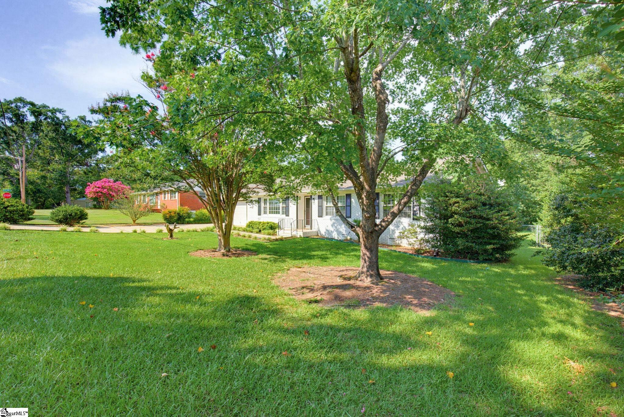 107 Luther Place Spartanburg, SC 29301