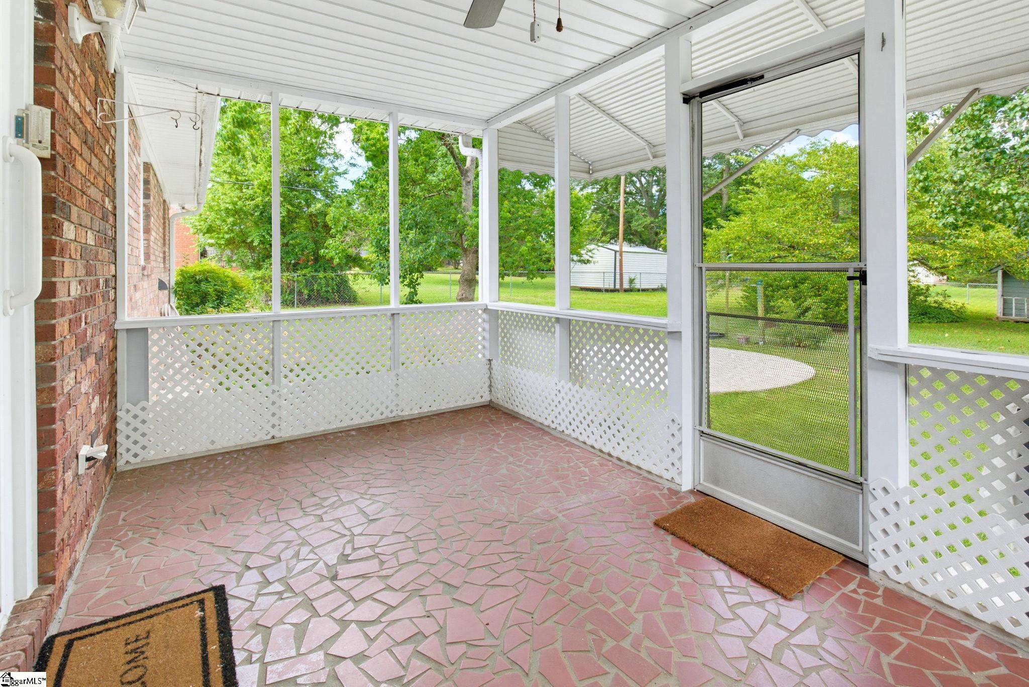 107 Luther Place Spartanburg, SC 29301