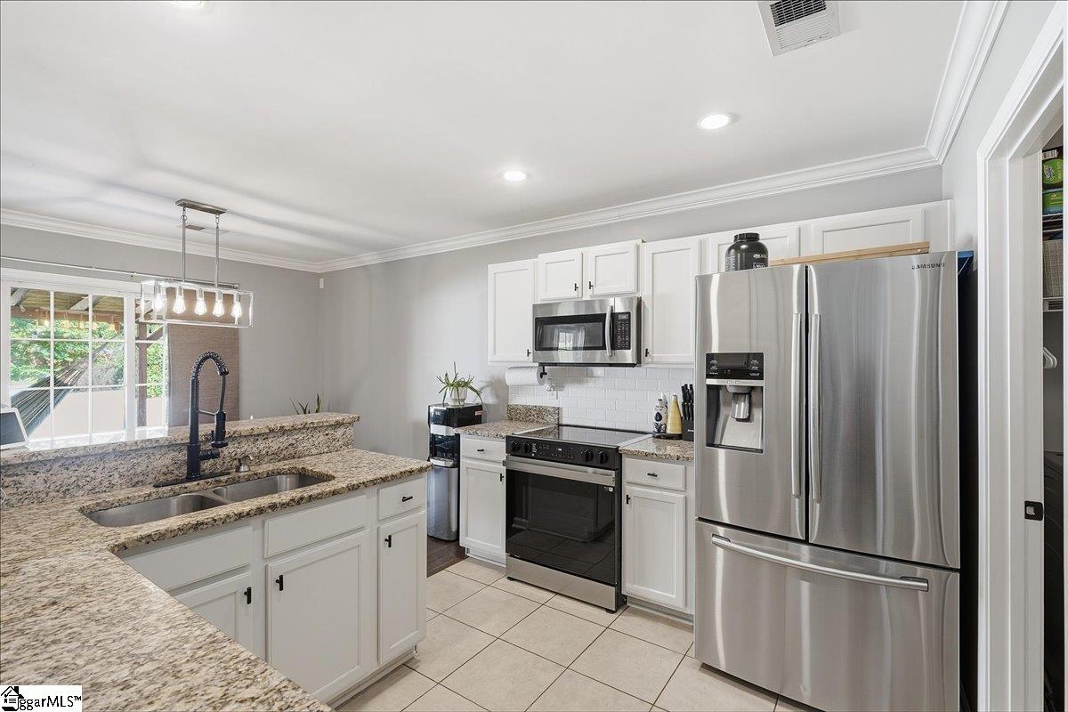 503 Laurel Meadows Parkway Greenville, SC 29607