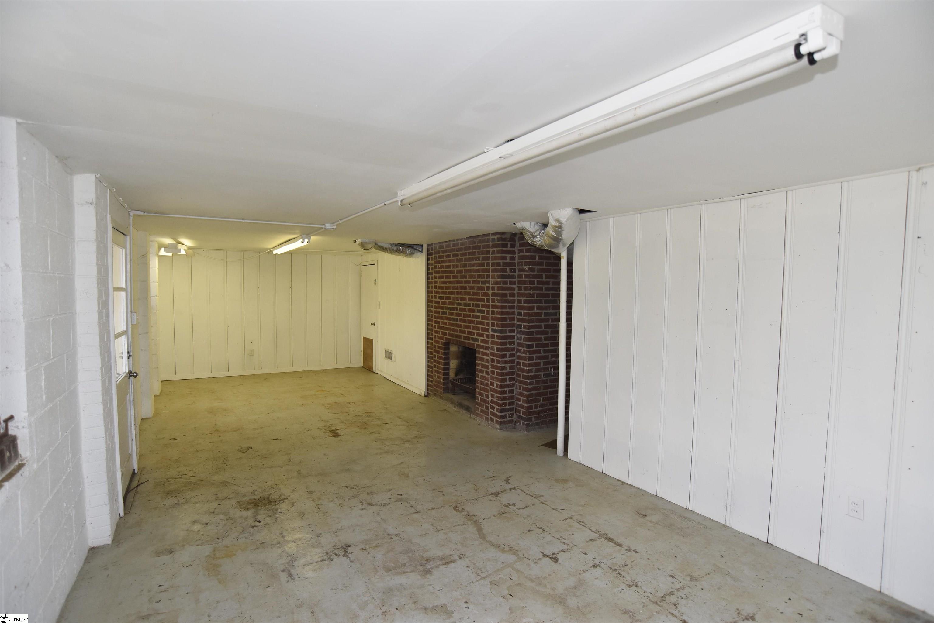 105 Rockmont Road Greenville, SC 29615