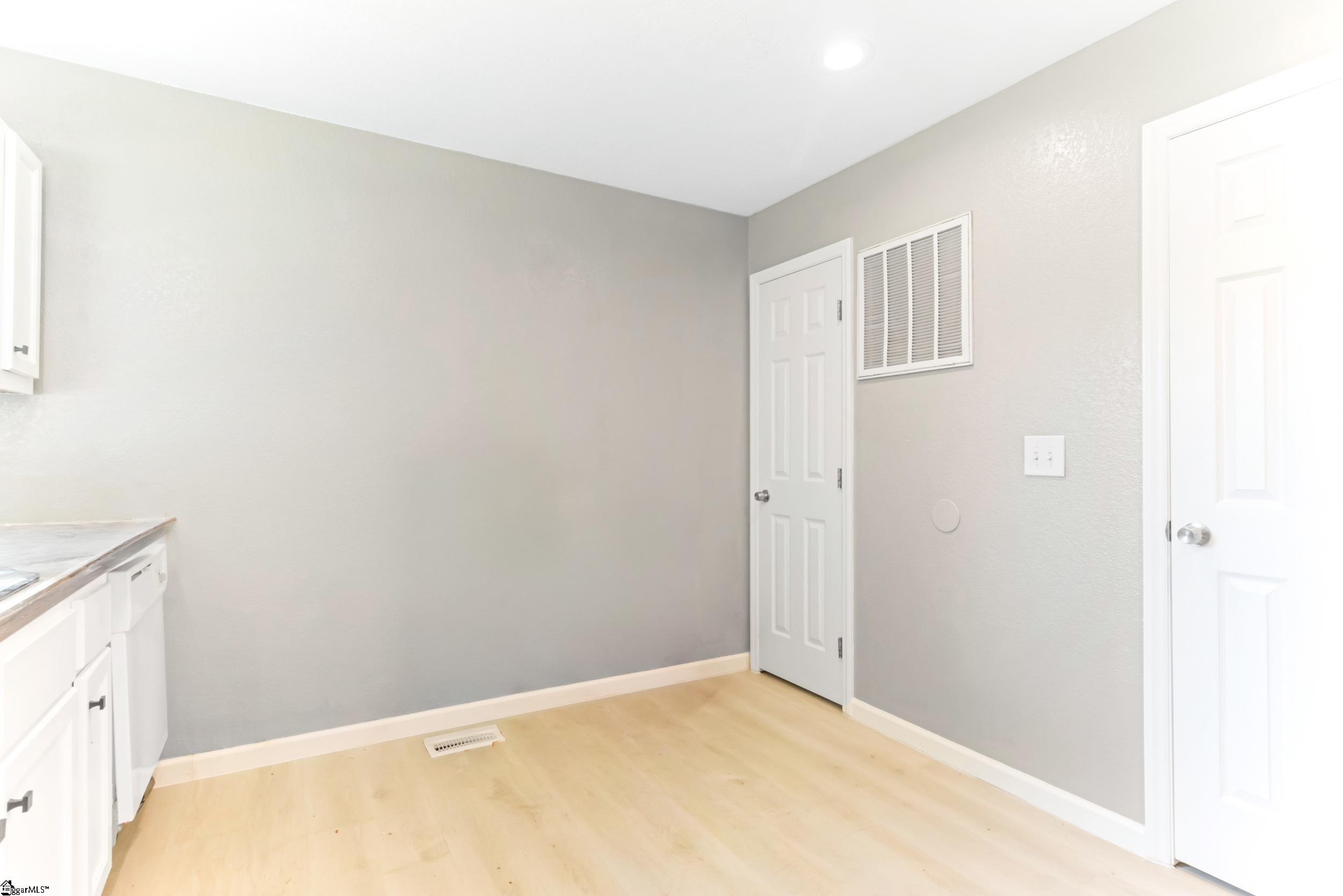 250 Cedar Street Spartanburg, SC 29307