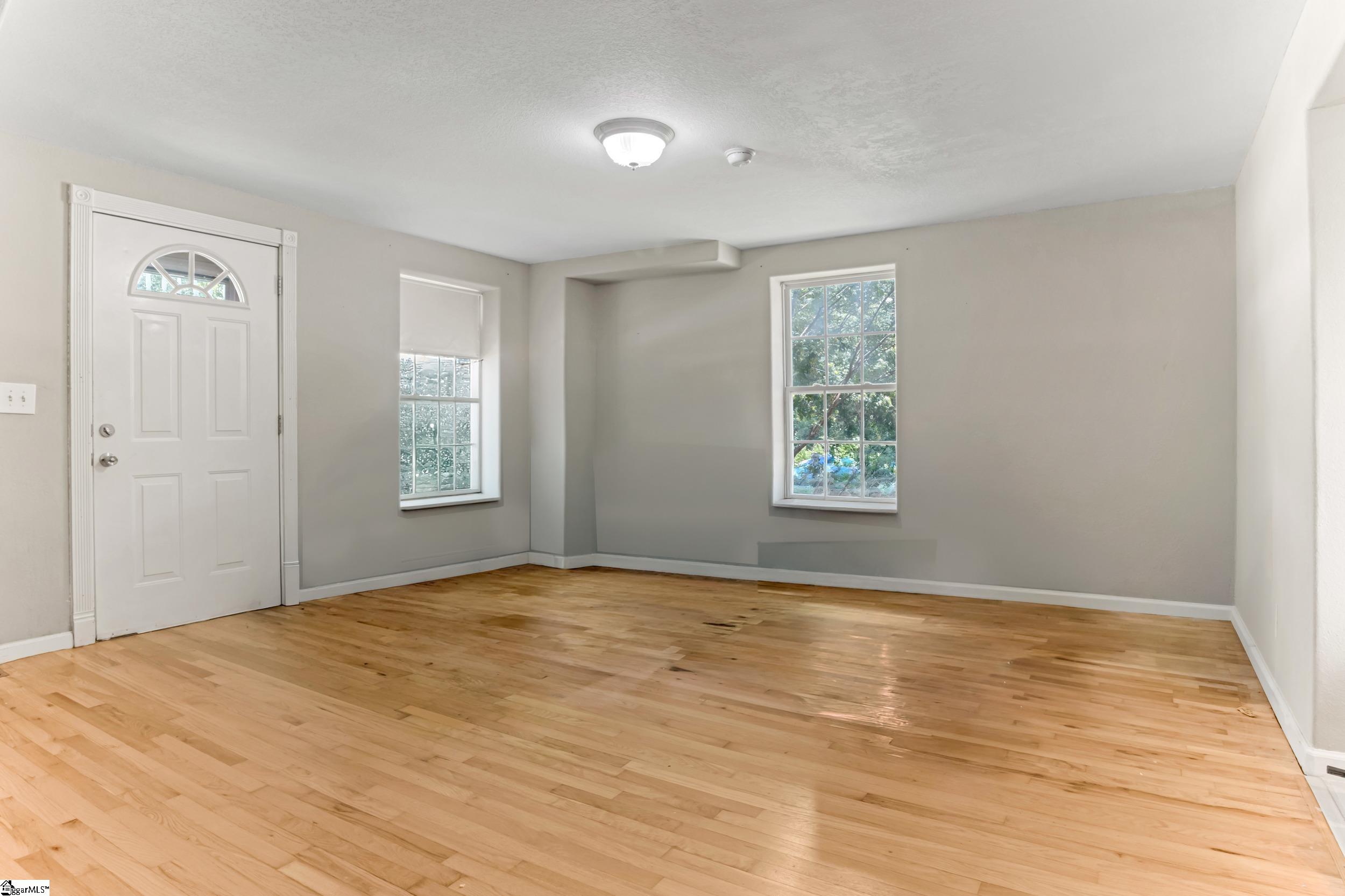 250 Cedar Street Spartanburg, SC 29307
