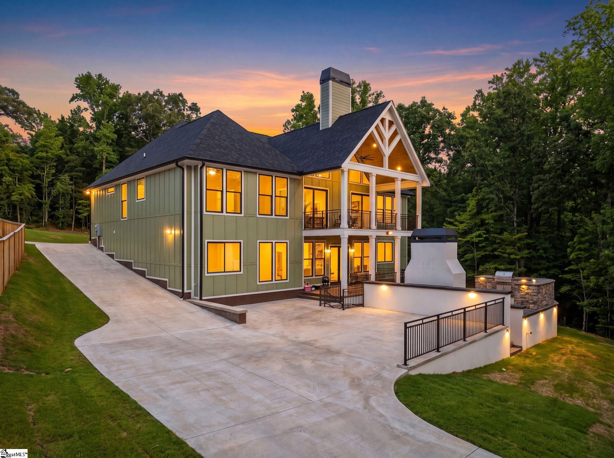 407 Raymond Street Greenville, SC 29611